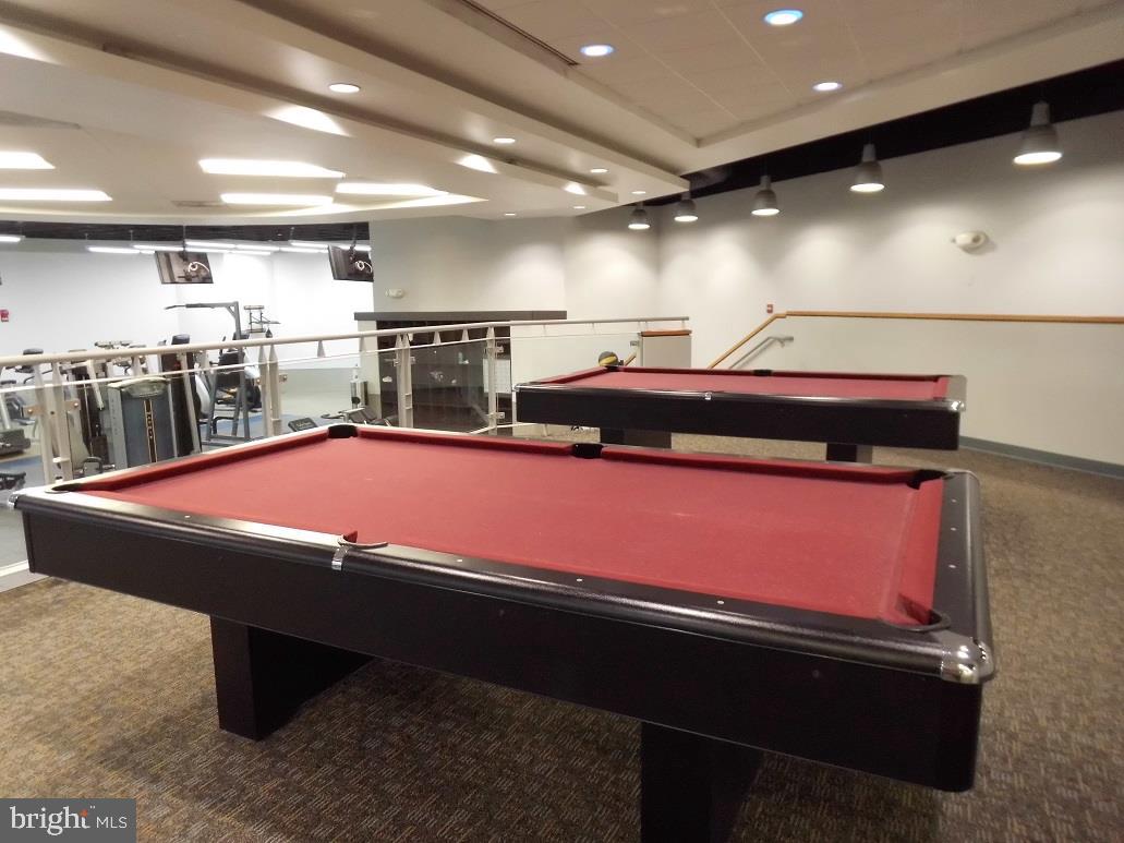1011 ARLINGTON BOULEVARD Unit: 1018