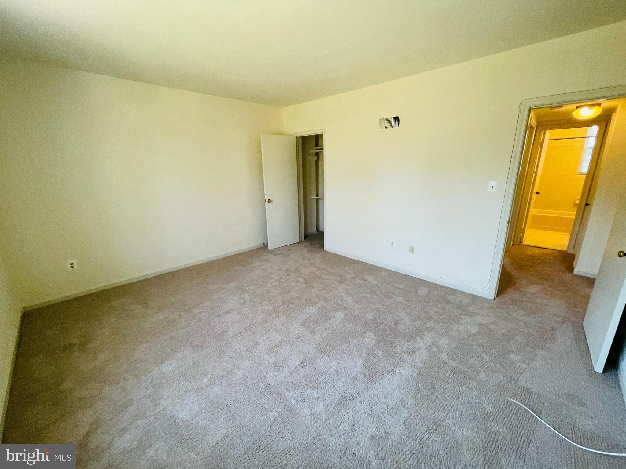 1744 Rhodes STREET N Unit: 308