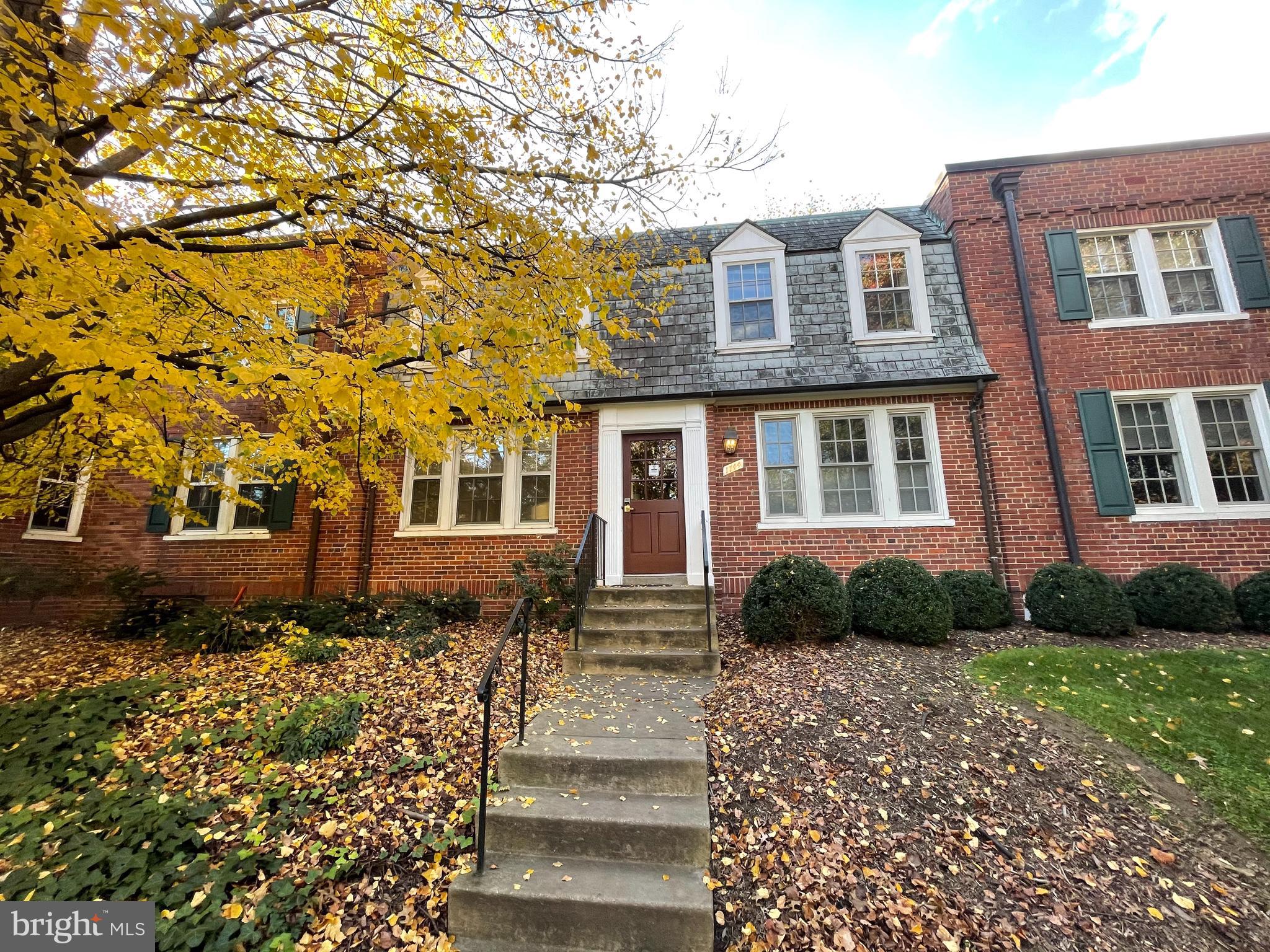 1744 Rhodes STREET N Unit: 308