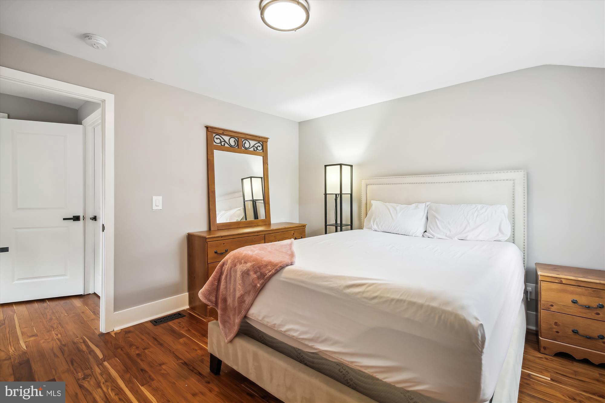 3751 S Four Mile Run Dr