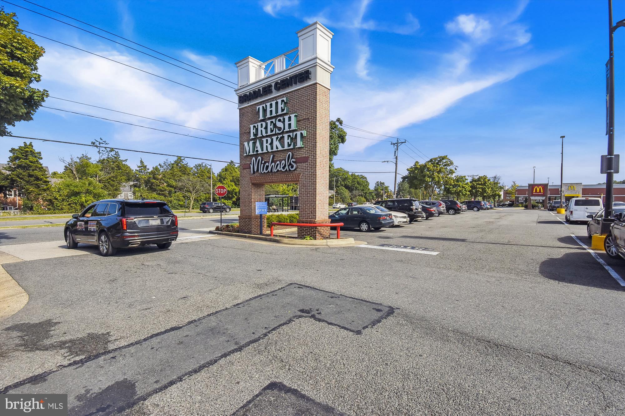 3751 S Four Mile Run Dr