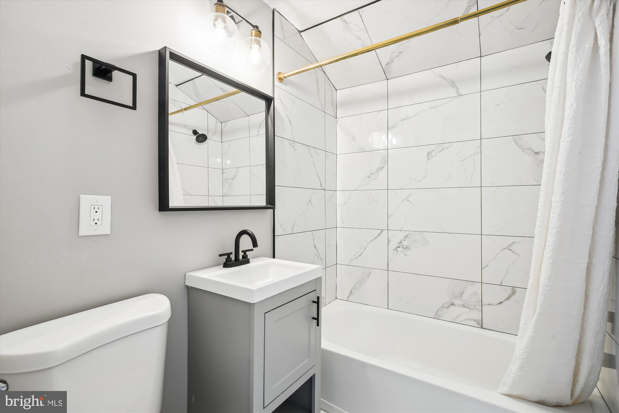 3751 S Four Mile Run Dr