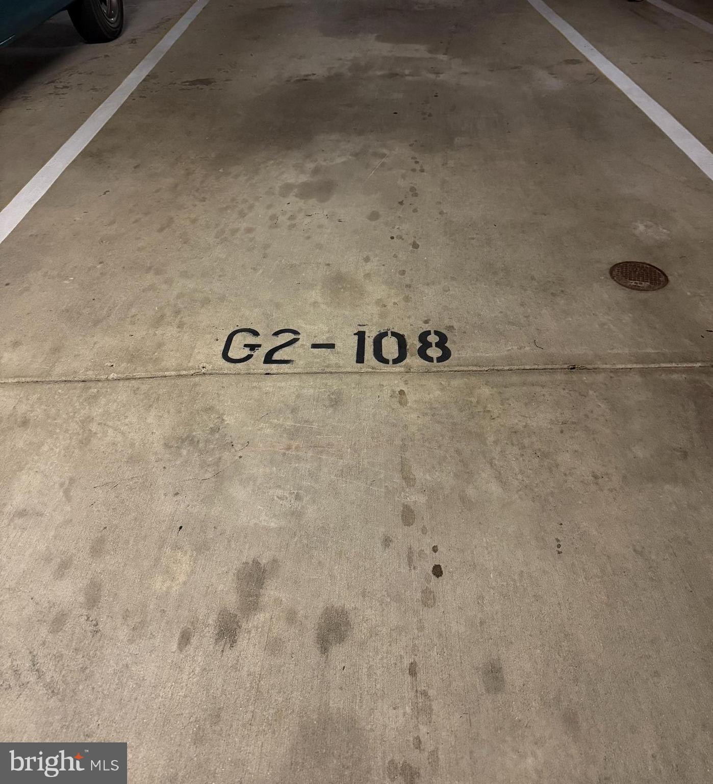 1805 CRYSTAL DR #513S