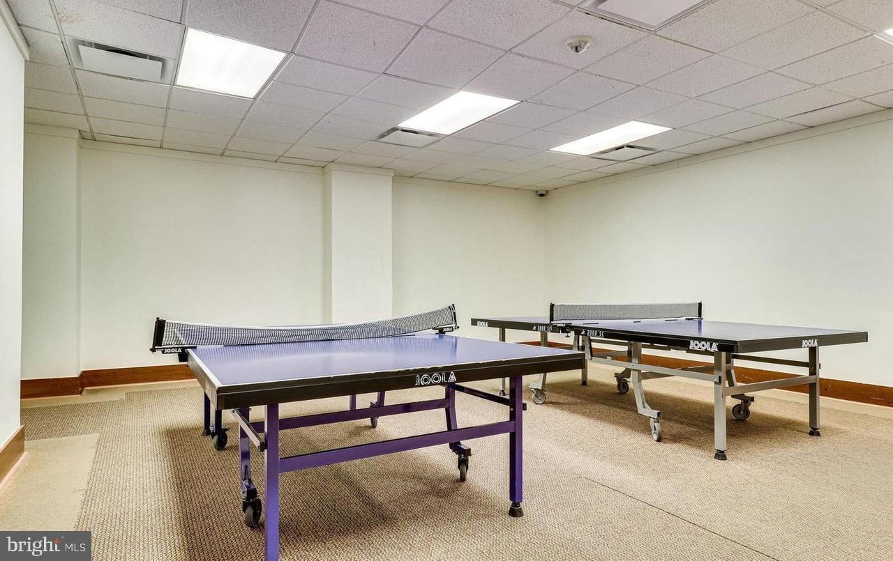 309 YOAKUM PARKWAY Unit: 212