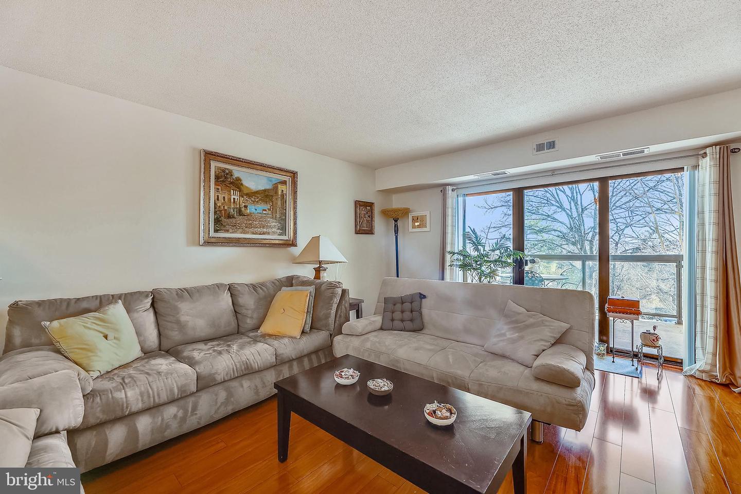 309 YOAKUM PARKWAY Unit: 212