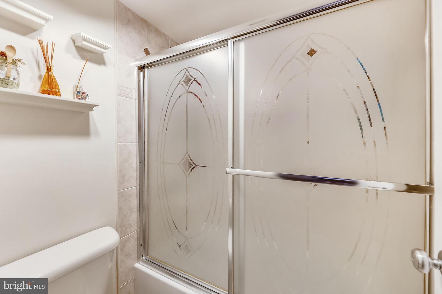 309 YOAKUM PARKWAY Unit: 212