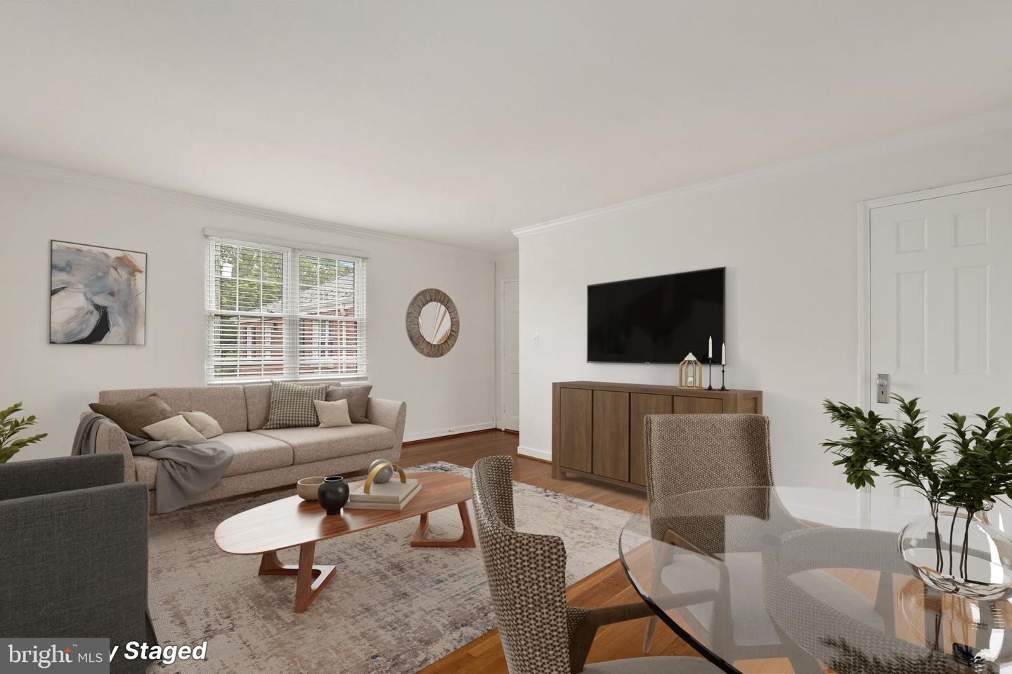 205 E GLEBE ROAD Unit: E