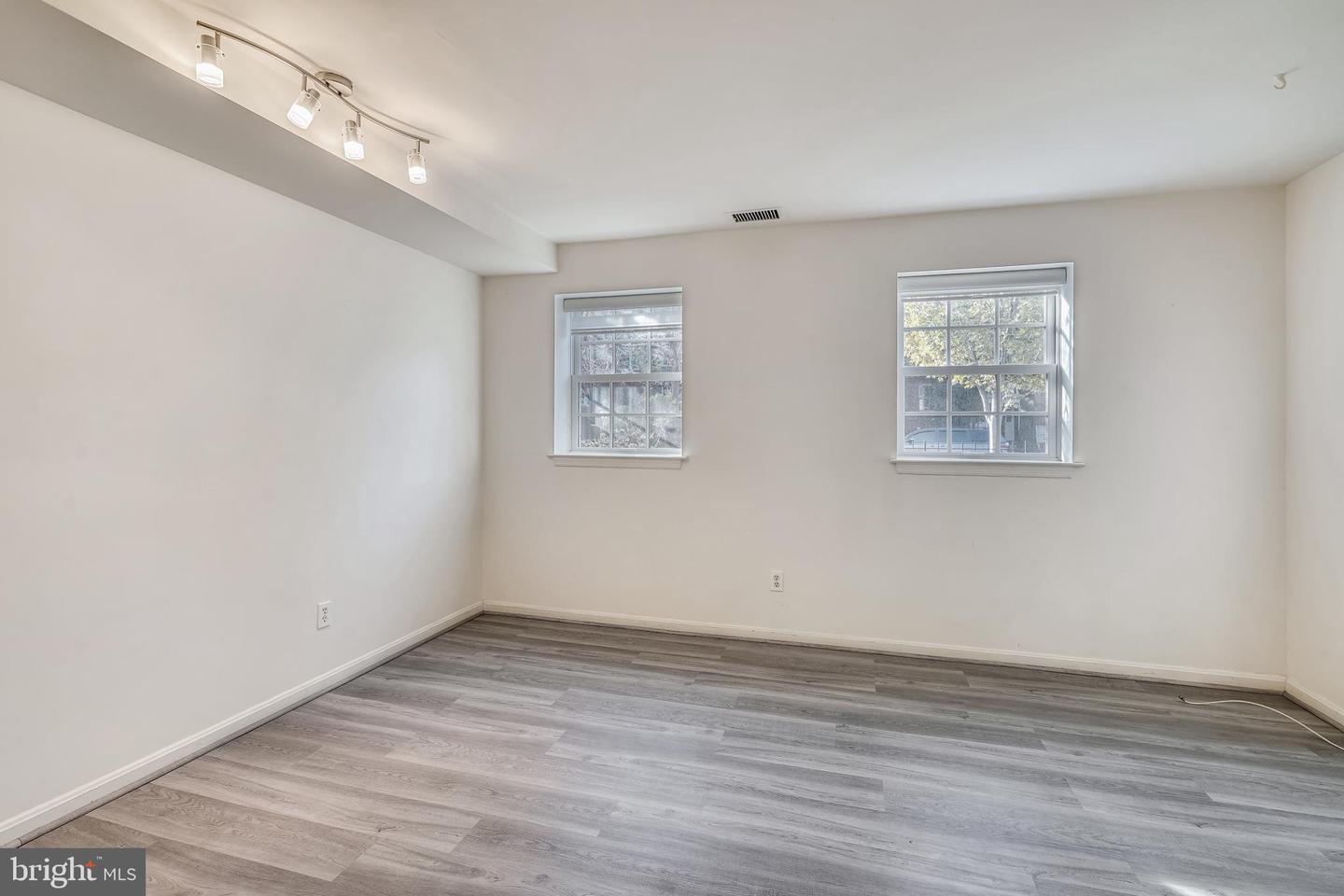 603 BASHFORD LANE Unit: 1