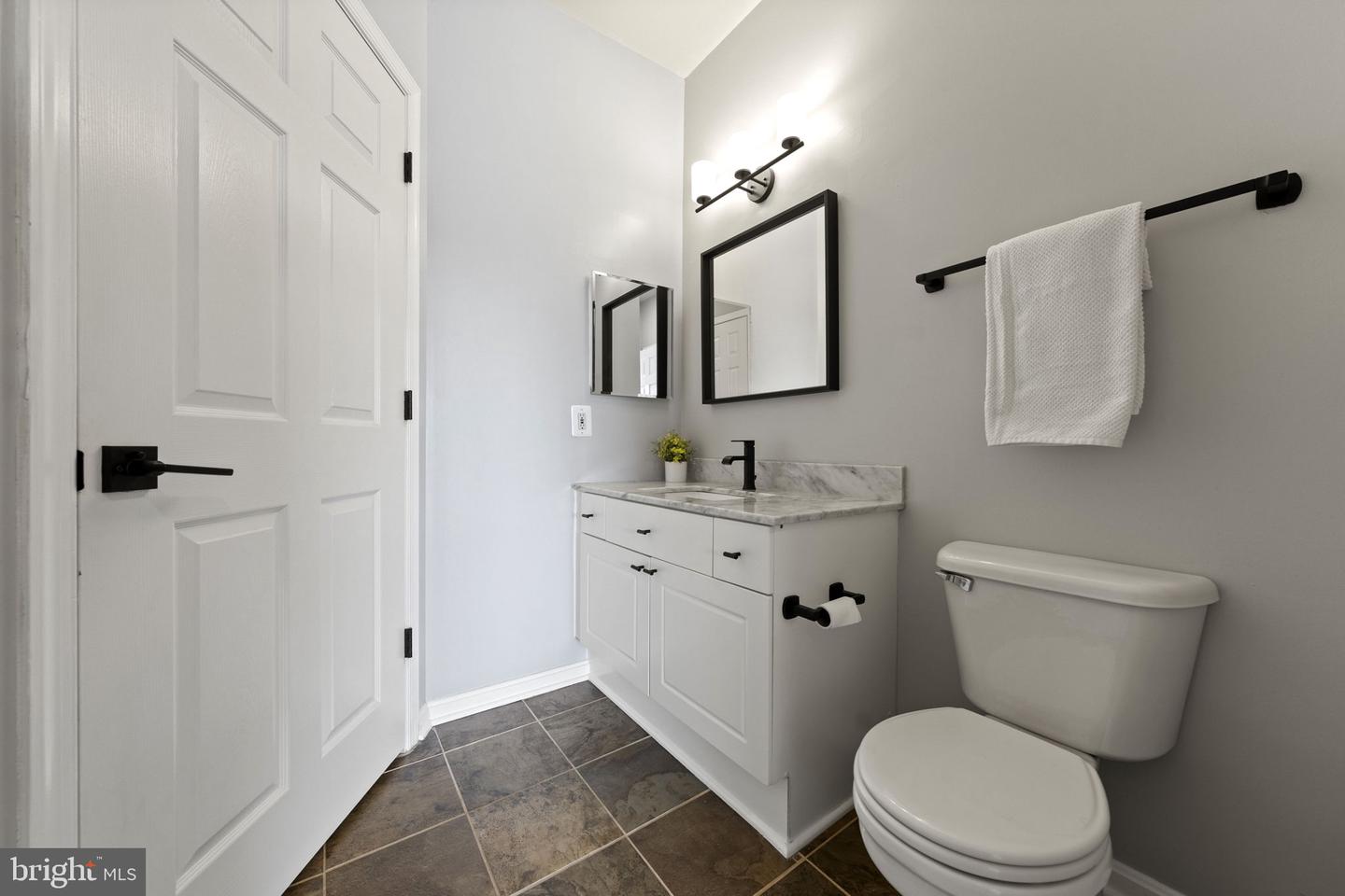 4551 STRUTFIELD LANE Unit: 4211