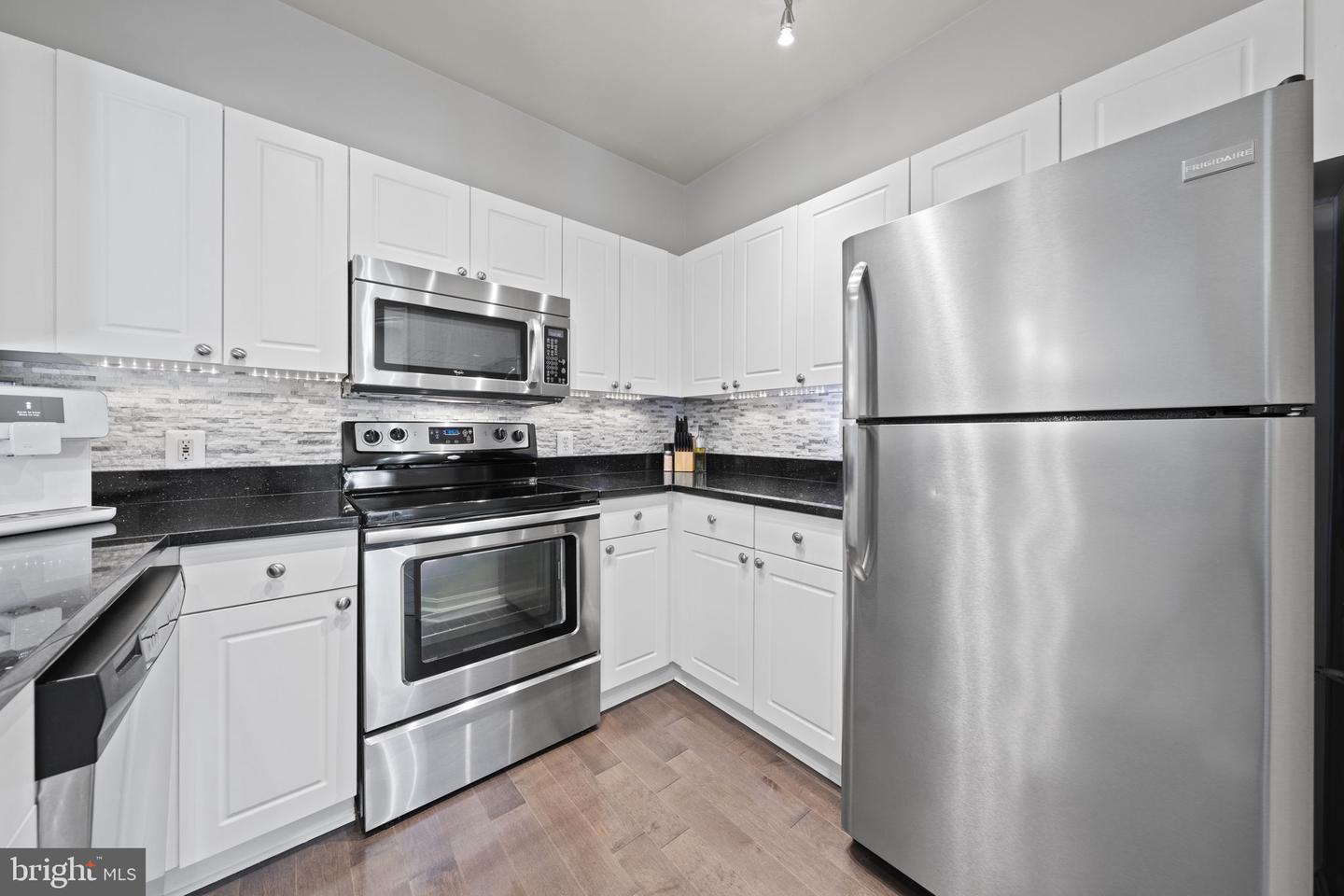 4551 STRUTFIELD LANE Unit: 4211