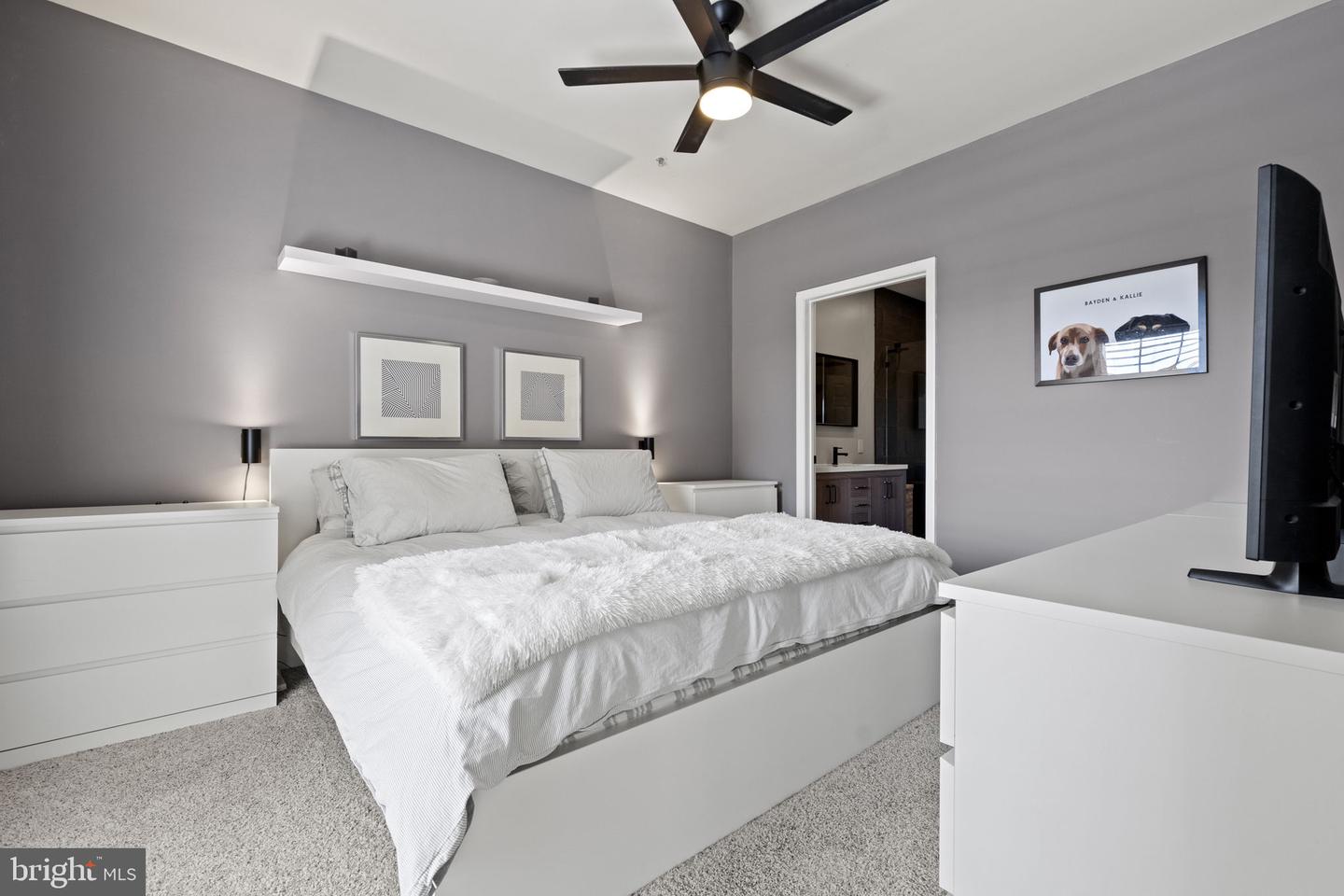4551 STRUTFIELD LANE Unit: 4211