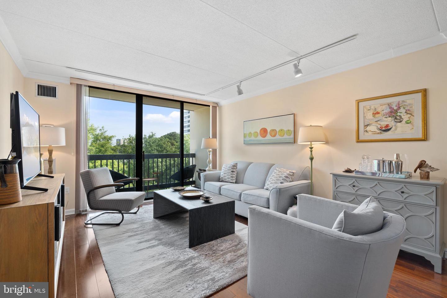 6300 STEVENSON AVENUE Unit: 624
