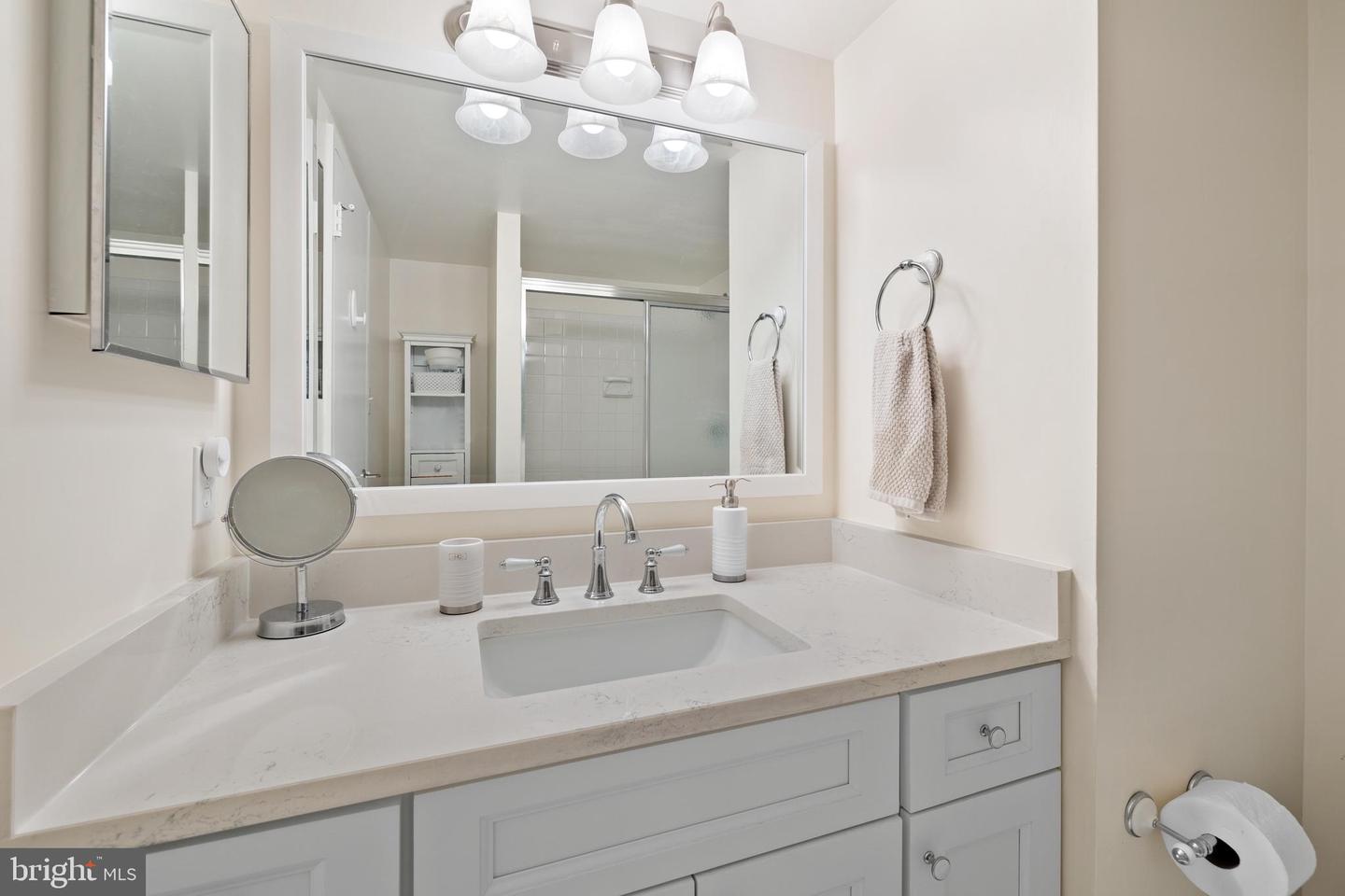 6300 STEVENSON AVENUE Unit: 624