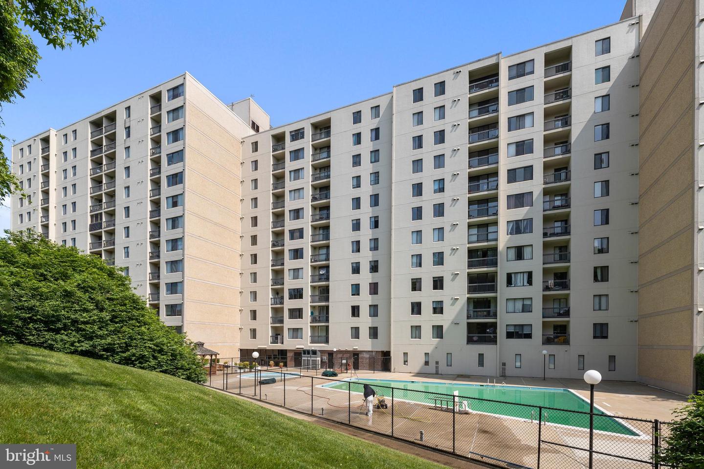 6300 STEVENSON AVENUE Unit: 624