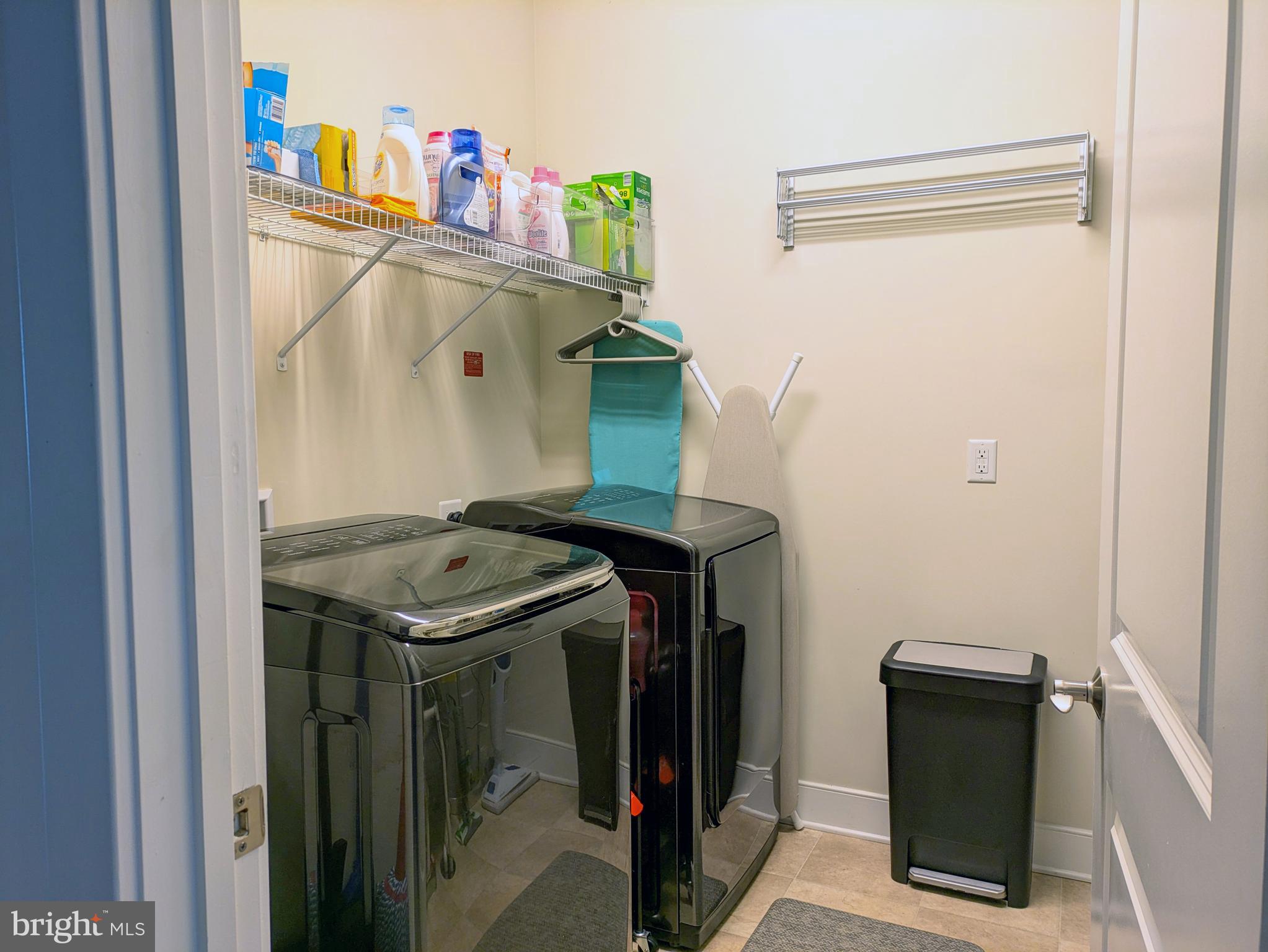 2409 RICHMOND HWY #102