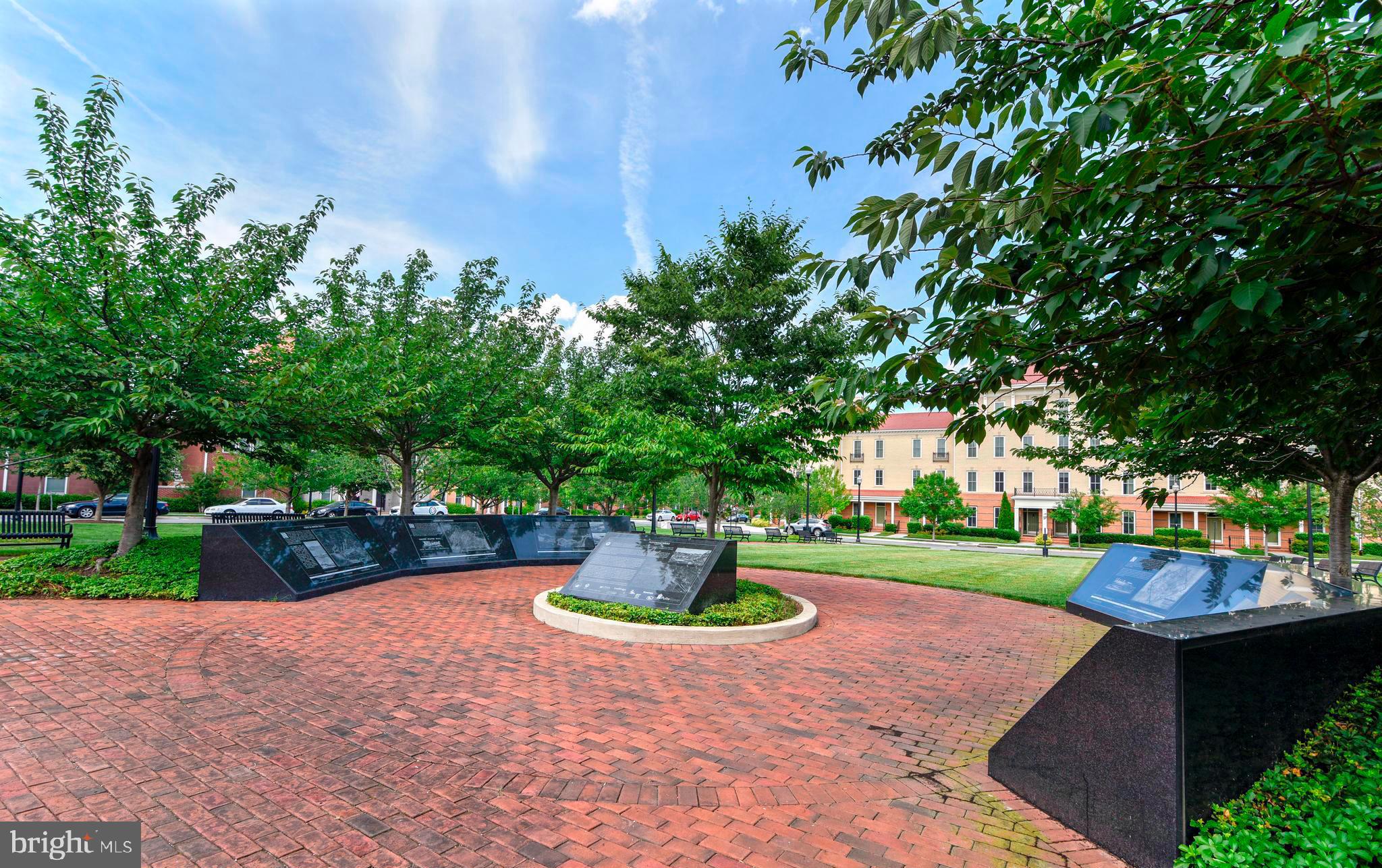 2409 RICHMOND HWY #102