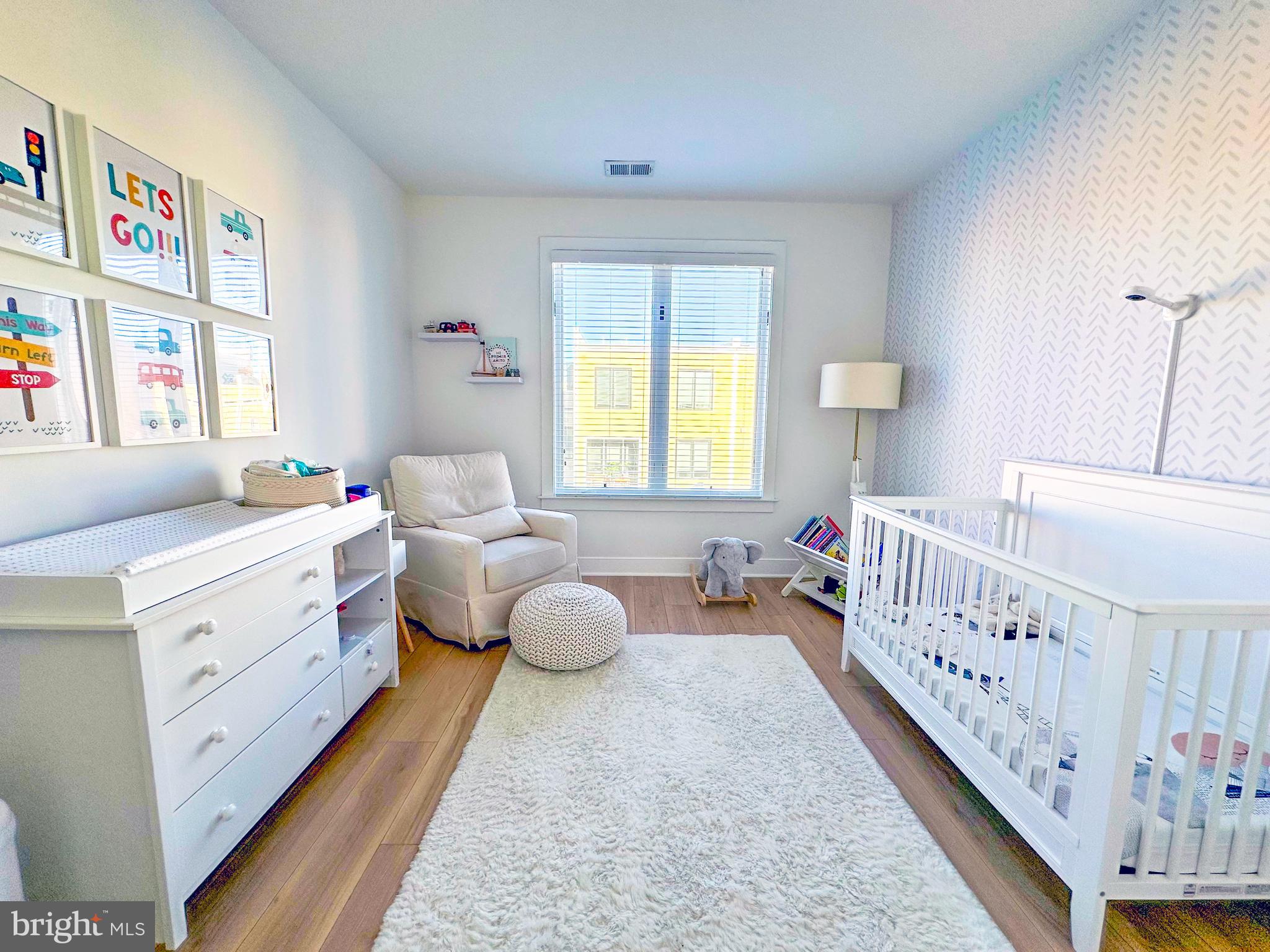 2409 RICHMOND HWY #102