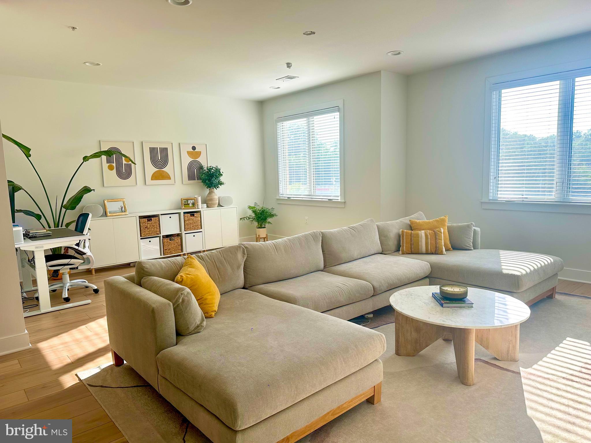 2409 RICHMOND HWY #102