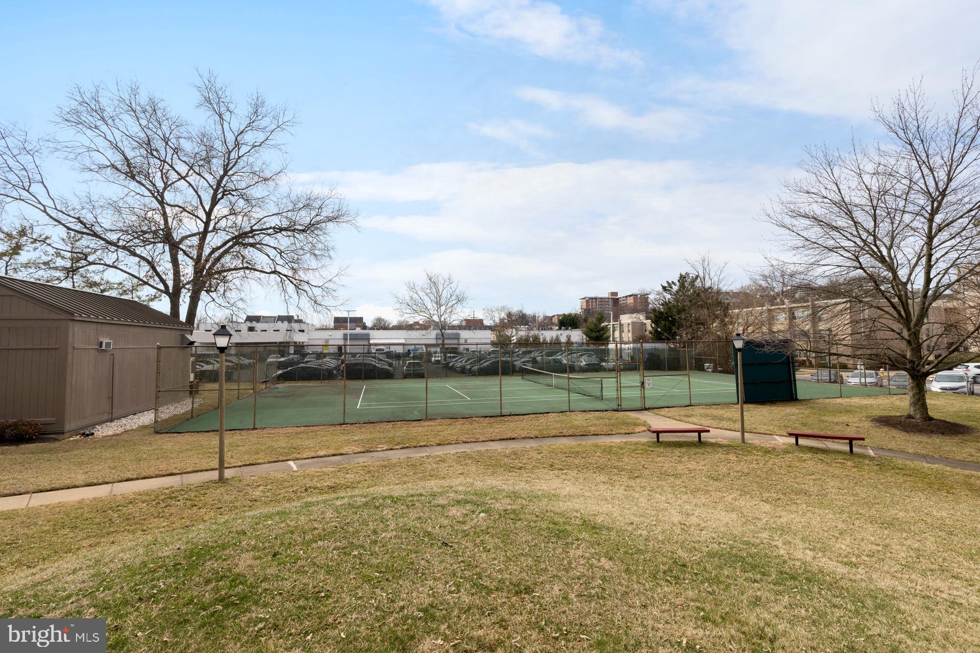 200 N Pickett St #702