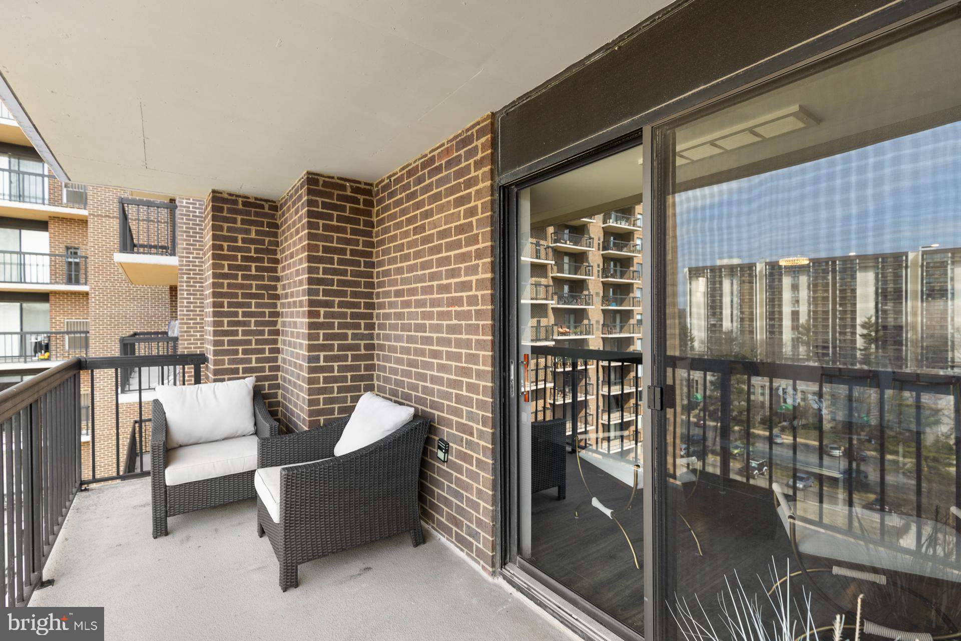 200 N Pickett St #702