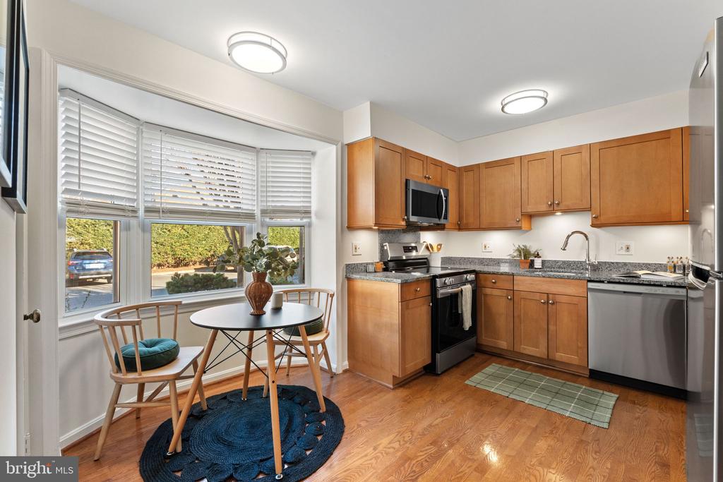 1318 Chetworth Ct