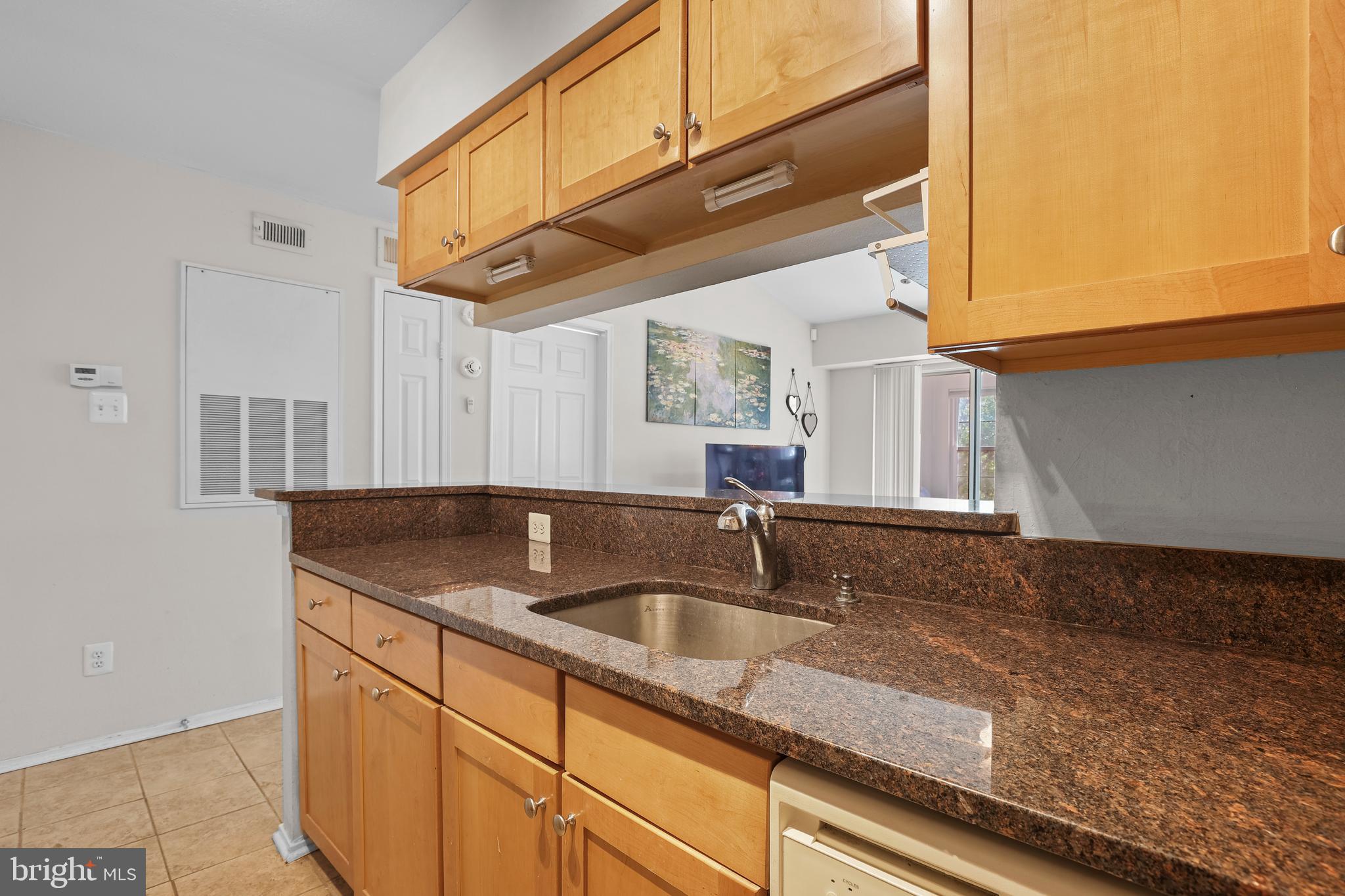 3313 WYNDHAM CIR #4211