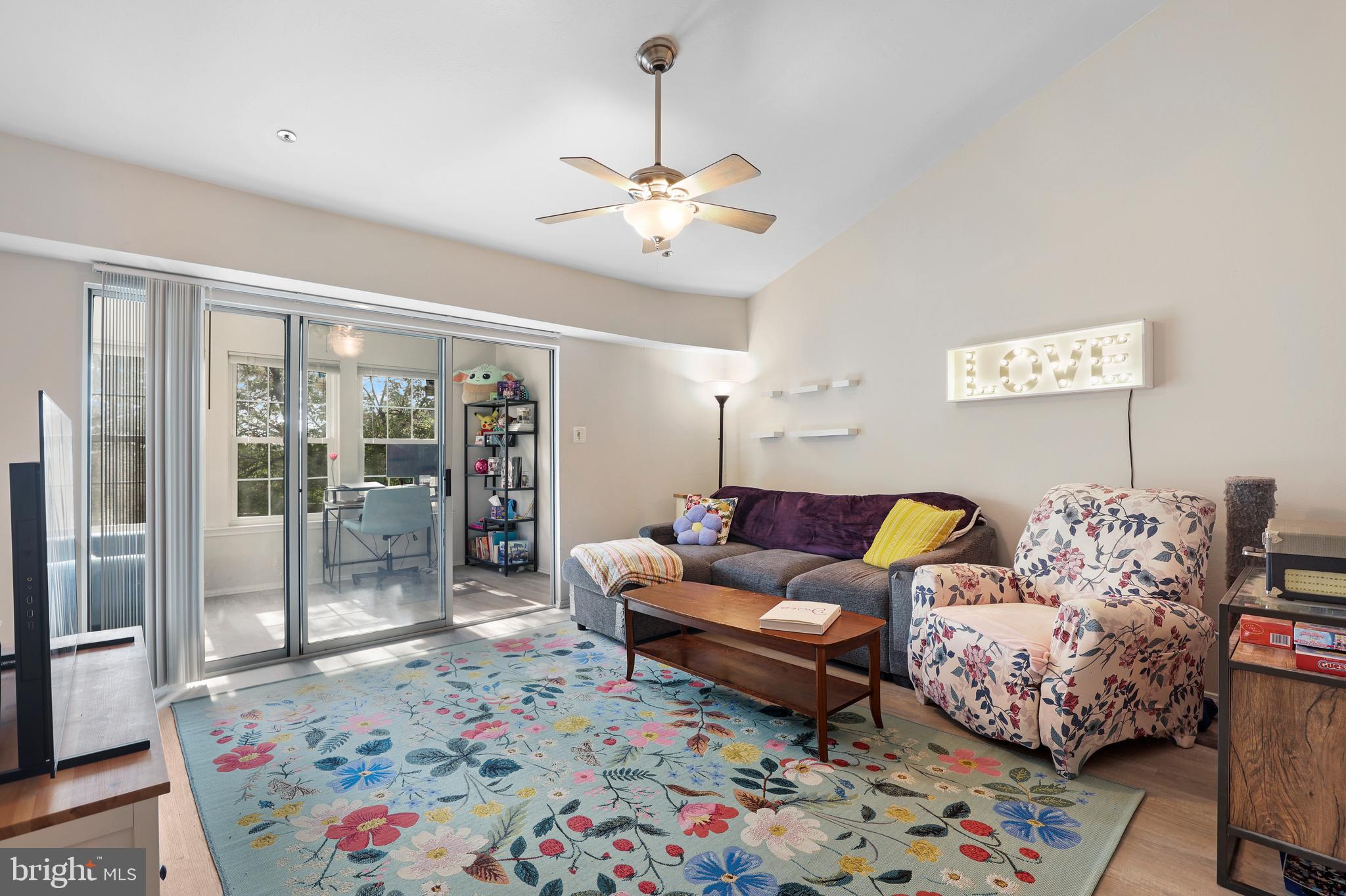 3313 WYNDHAM CIR #4211