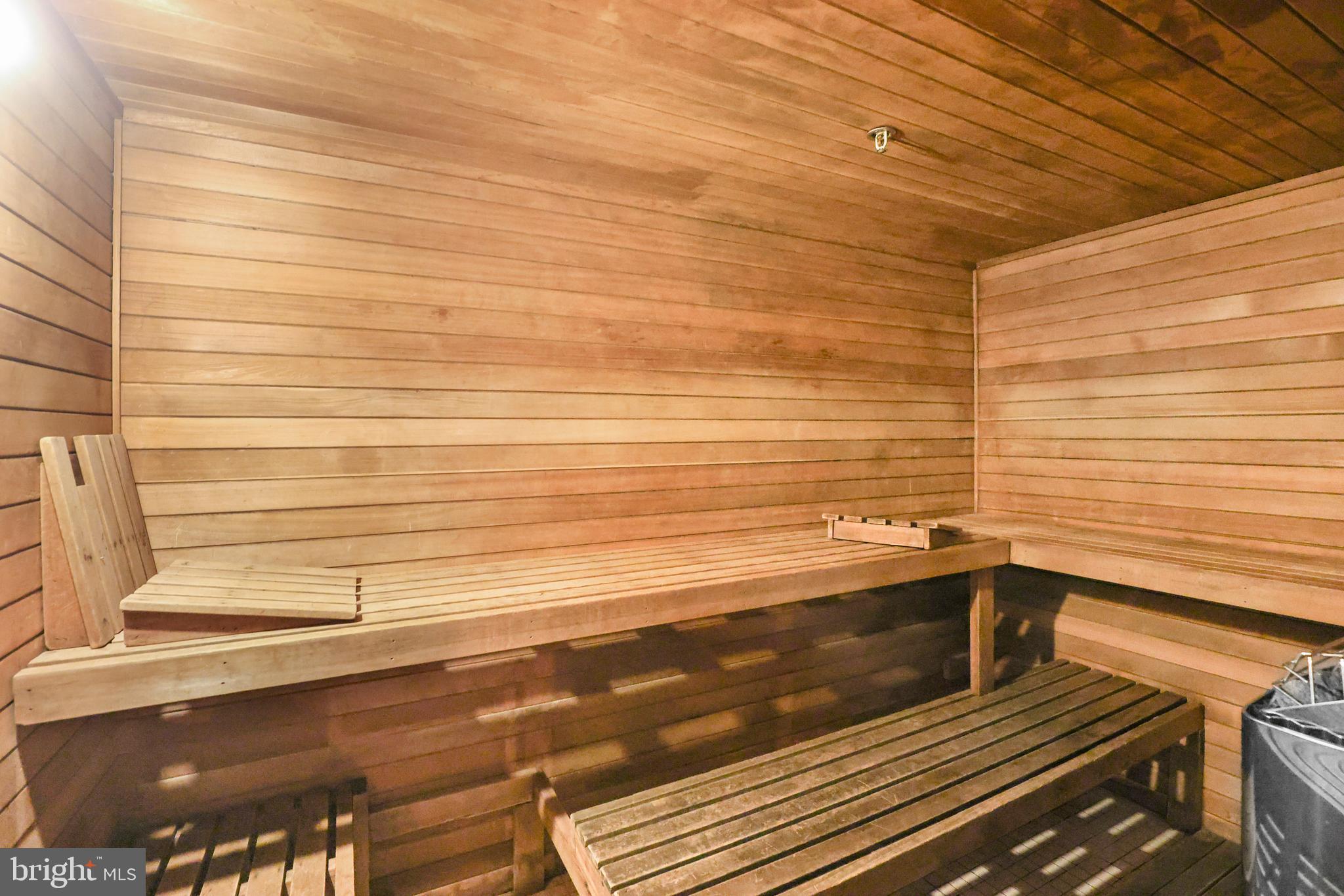 3313 WYNDHAM CIR #4211