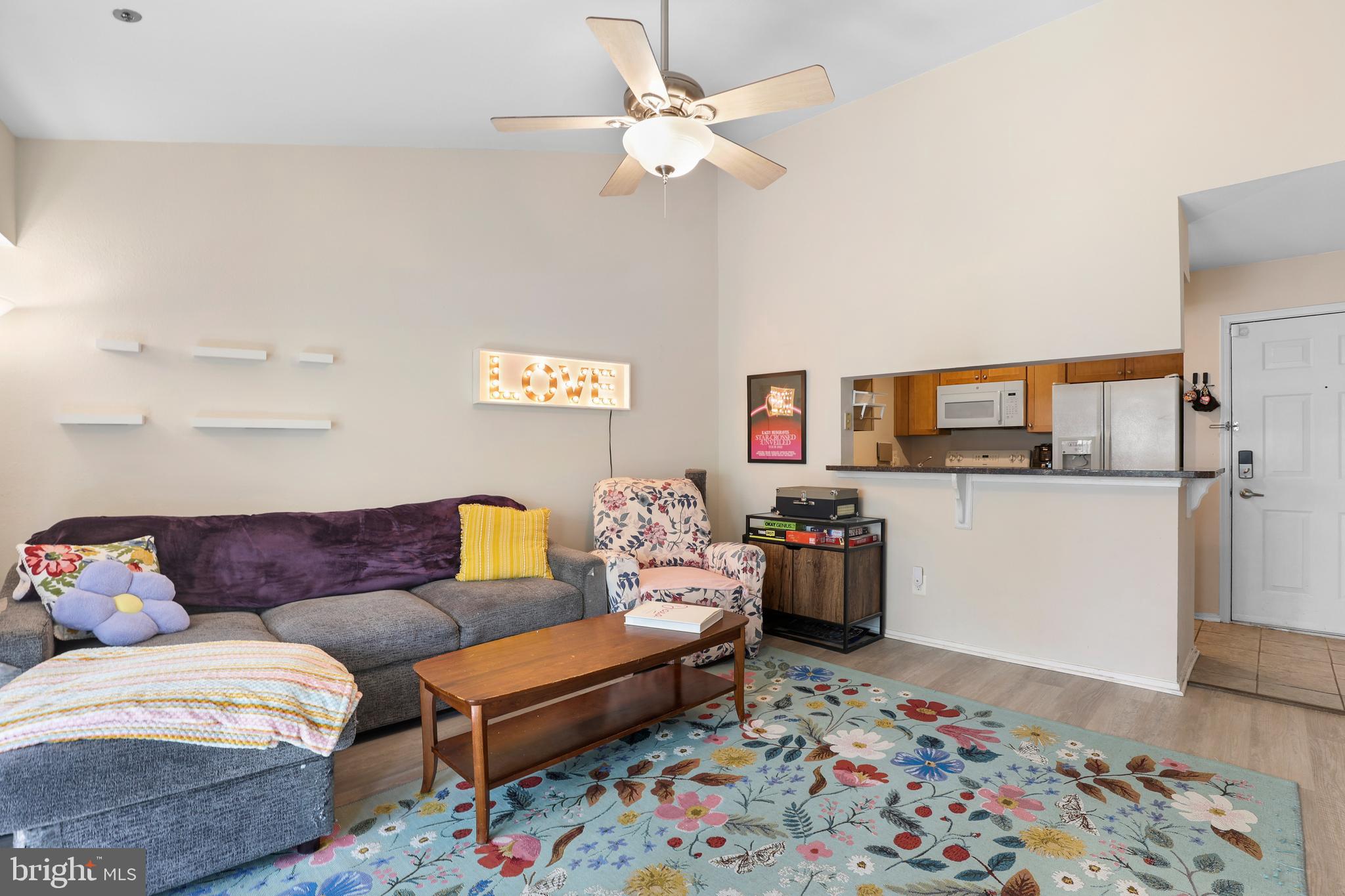 3313 WYNDHAM CIR #4211