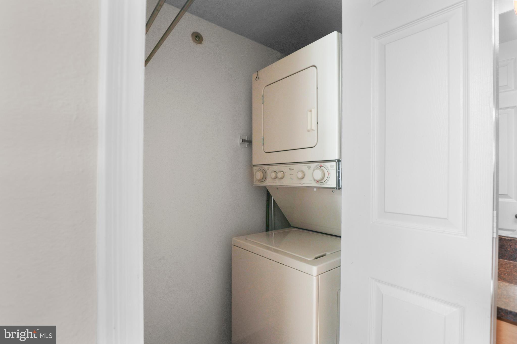 3313 WYNDHAM CIR #4211