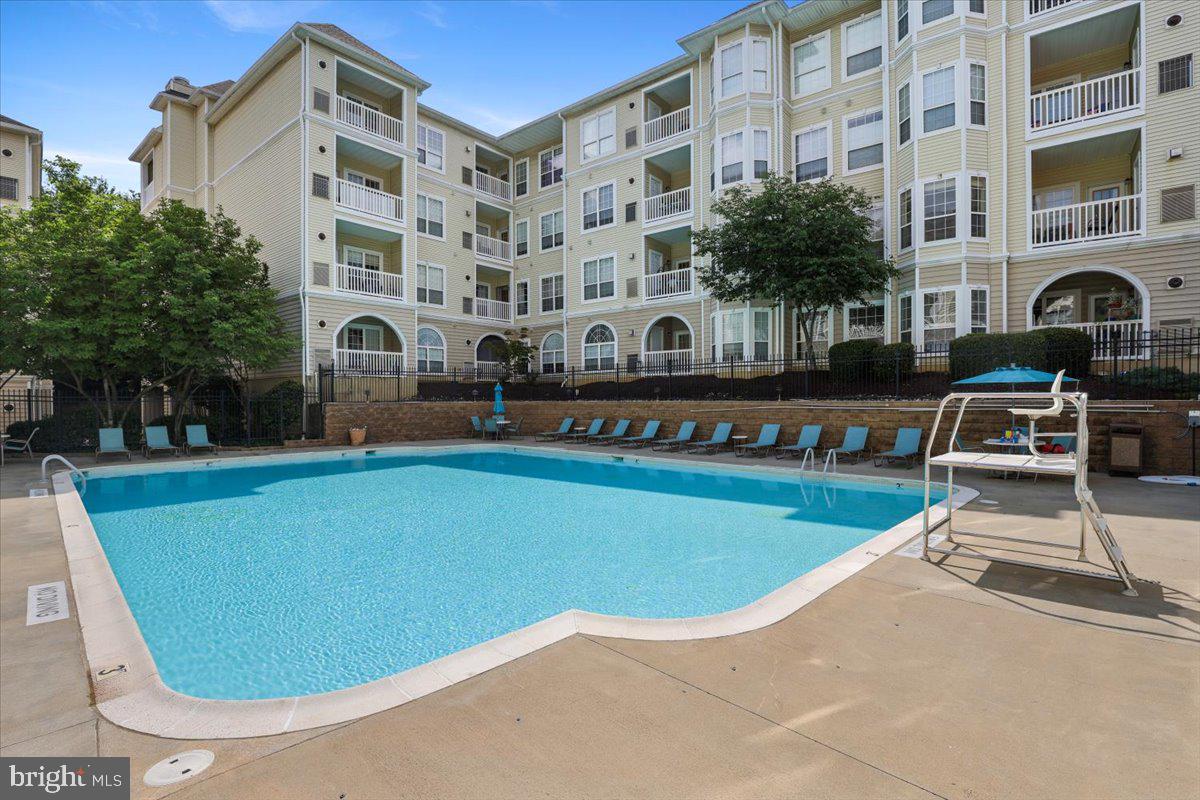 4551 STRUTFIELD LN #4219