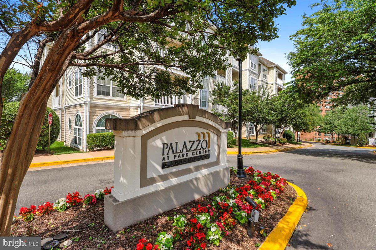 4551 STRUTFIELD LN #4219