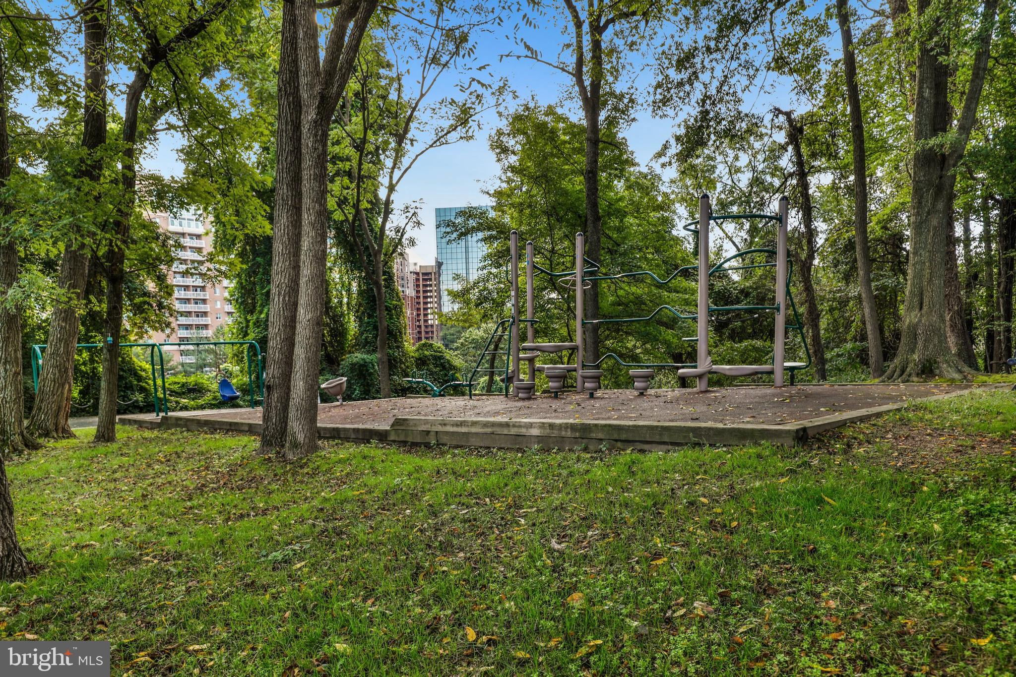 4520 KING STREET 601