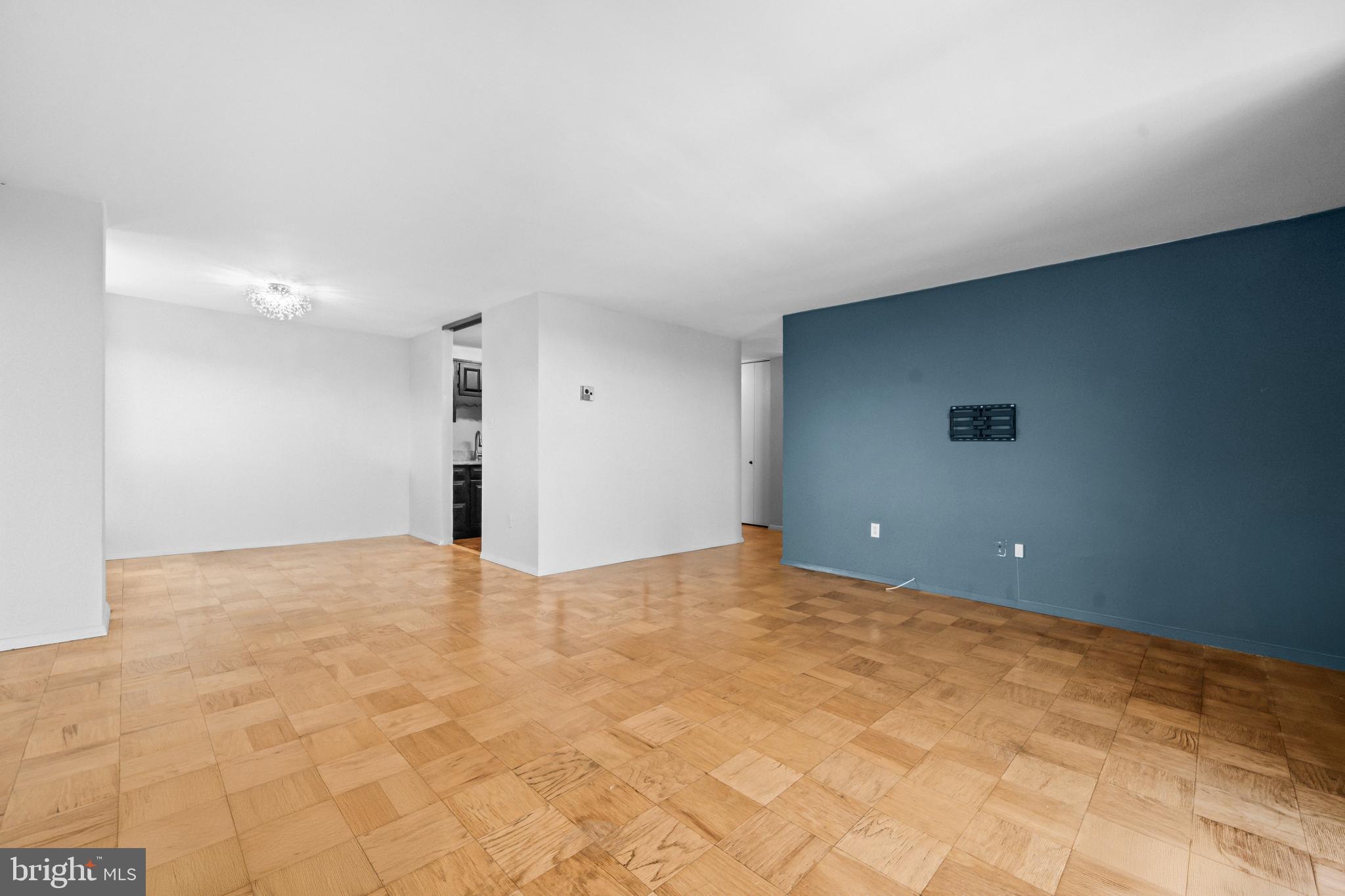 4520 KING STREET 601