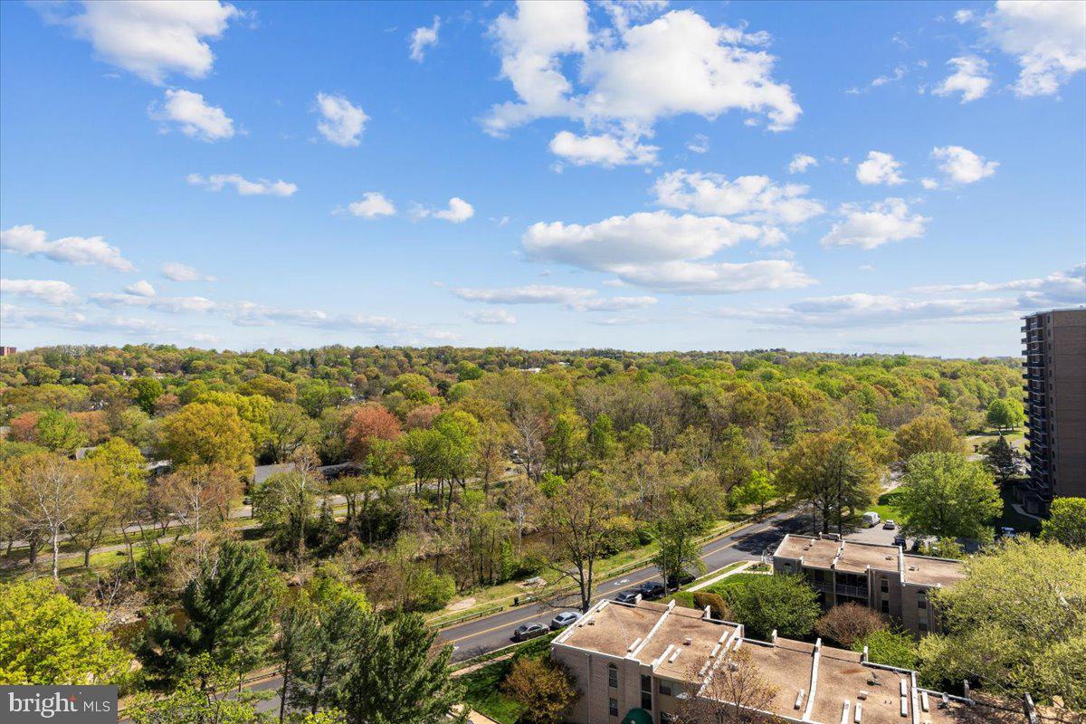 5300 HOLMES RUN PARKWAY 1210