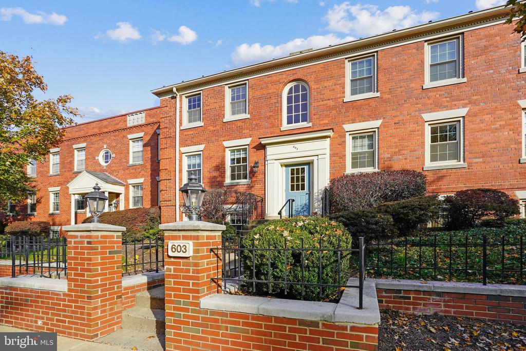 603 BASHFORD LANE Unit: 1