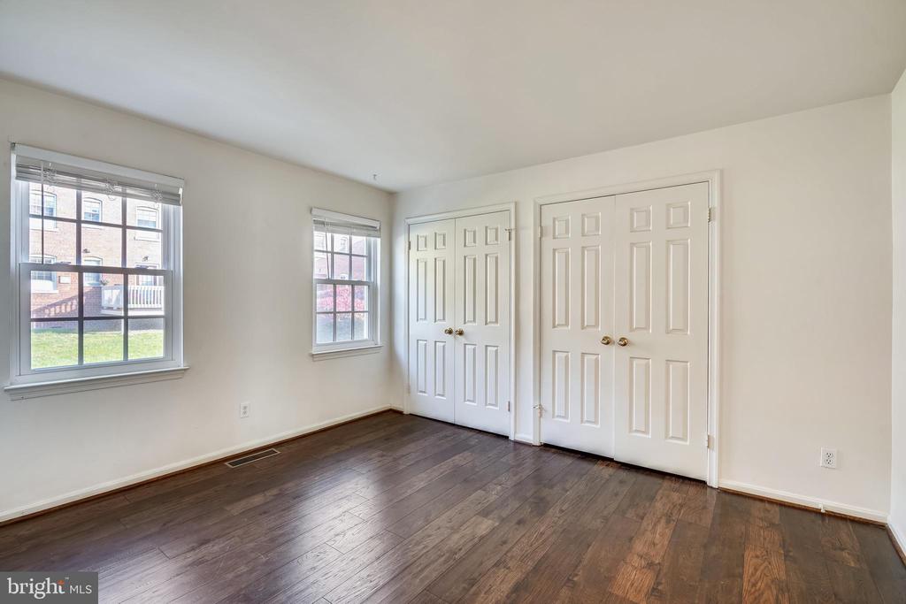 603 BASHFORD LANE Unit: 1
