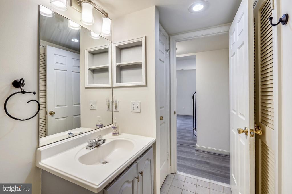 603 BASHFORD LANE Unit: 1