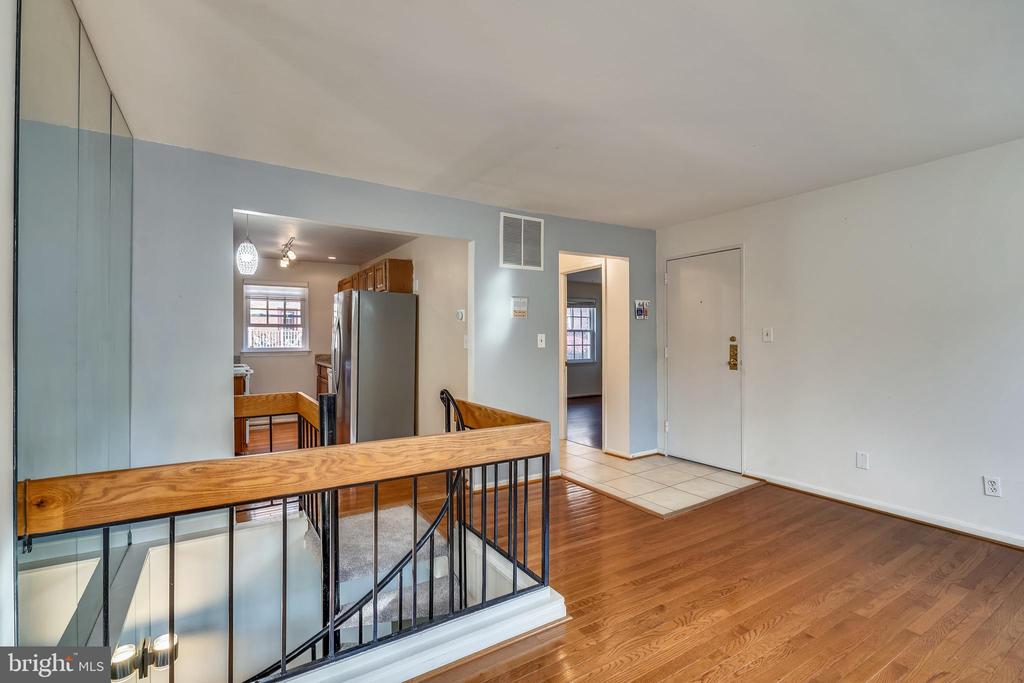 603 BASHFORD LANE Unit: 1