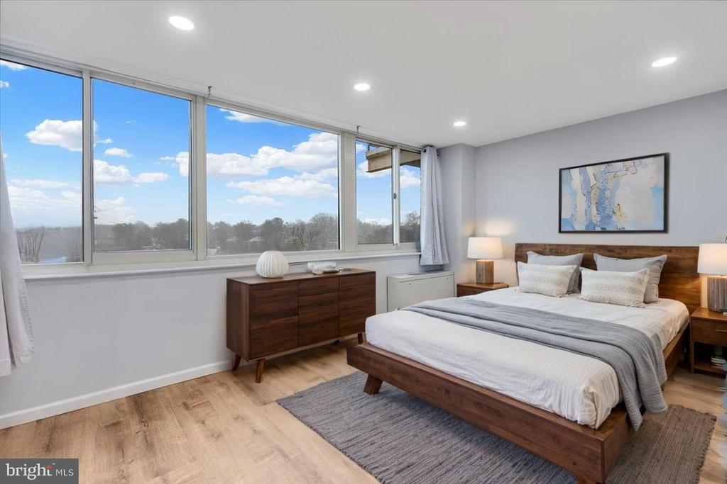 4520 KING STREET Unit: 601