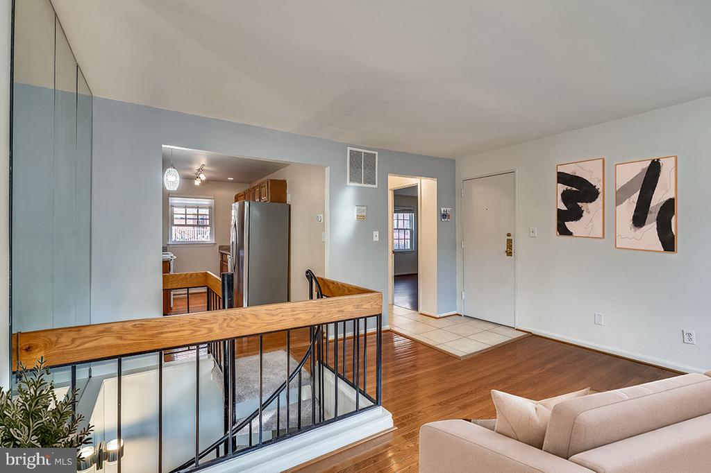 603 BASHFORD LANE Unit: 1
