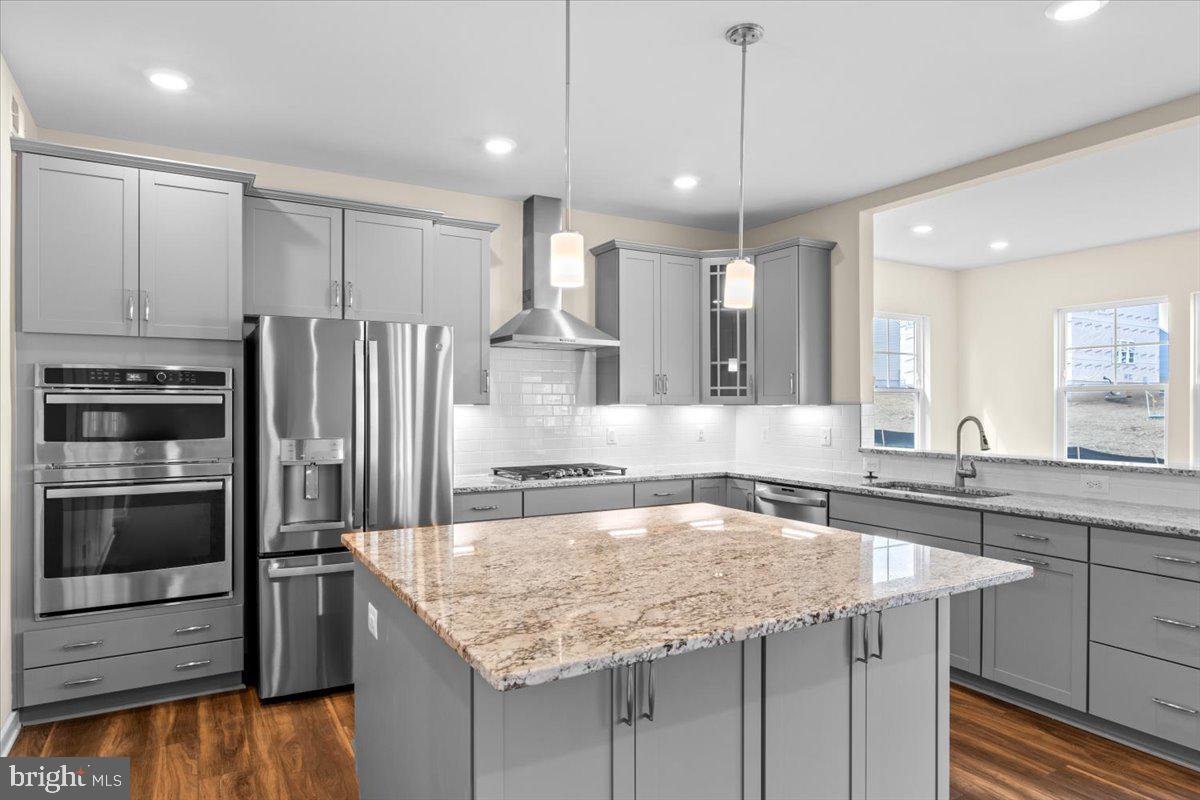 2048 ARMSTRONG TERRACE Unit: POWELL