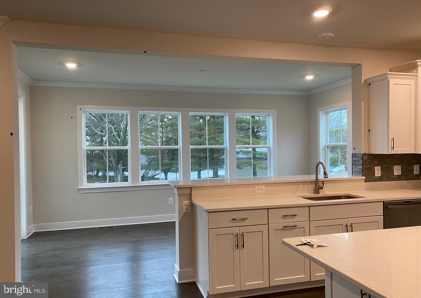 2048 ARMSTRONG TERRACE Unit: POWELL