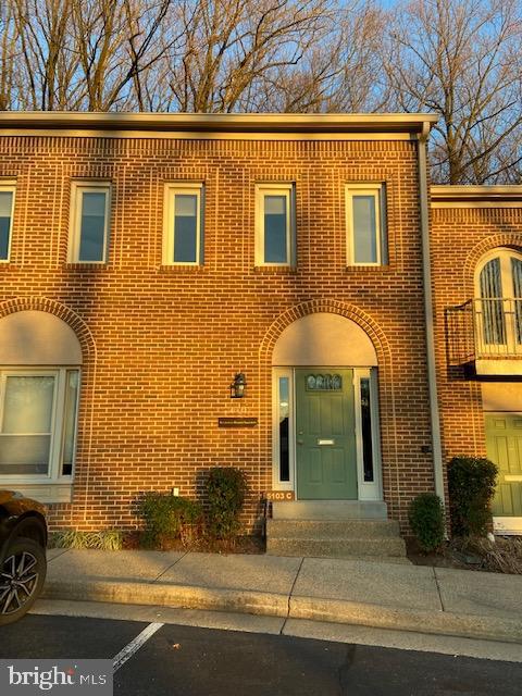 5103 BACKLICK ROAD Unit: C