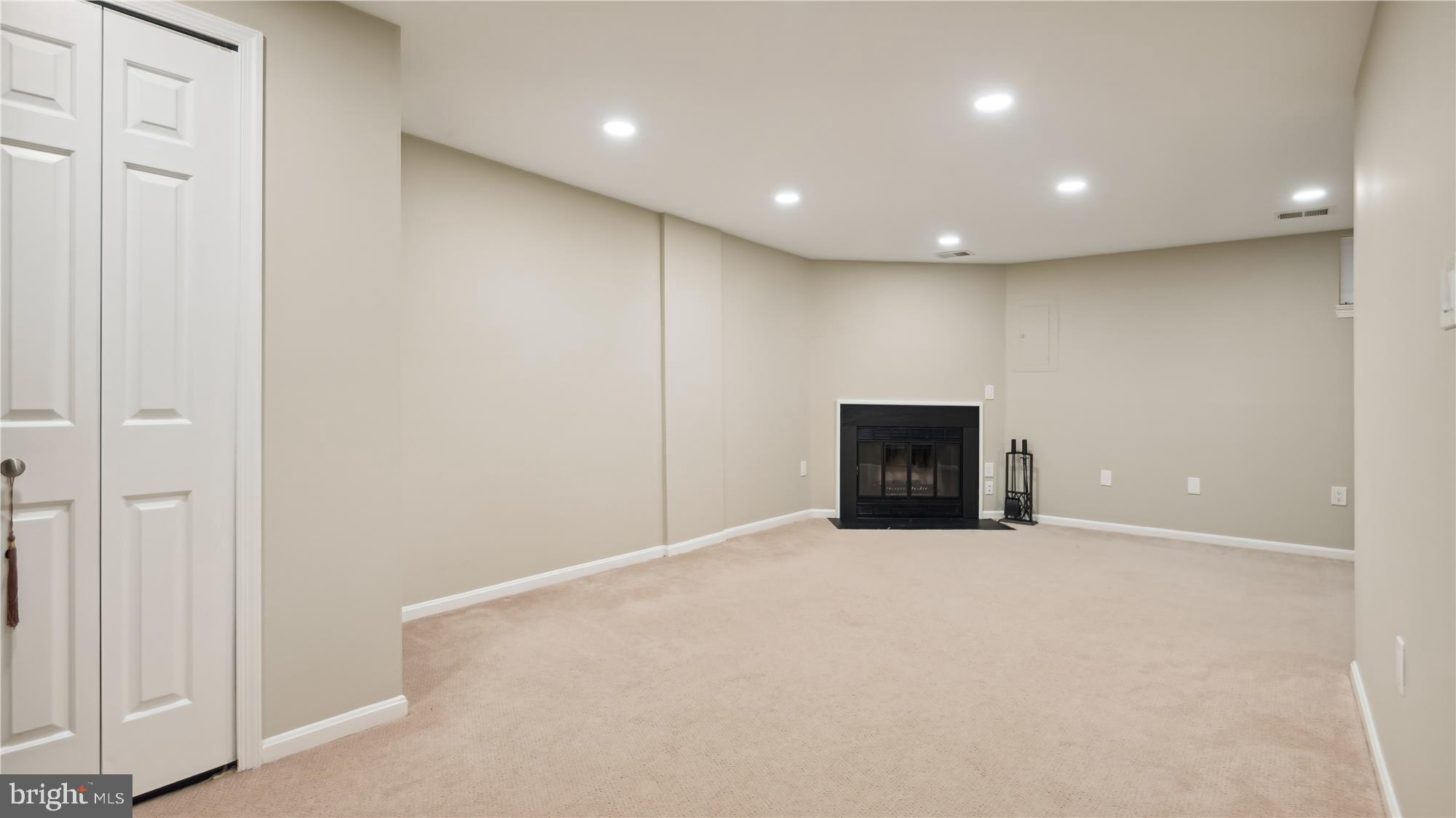 6312 CHIMNEY WOOD COURT