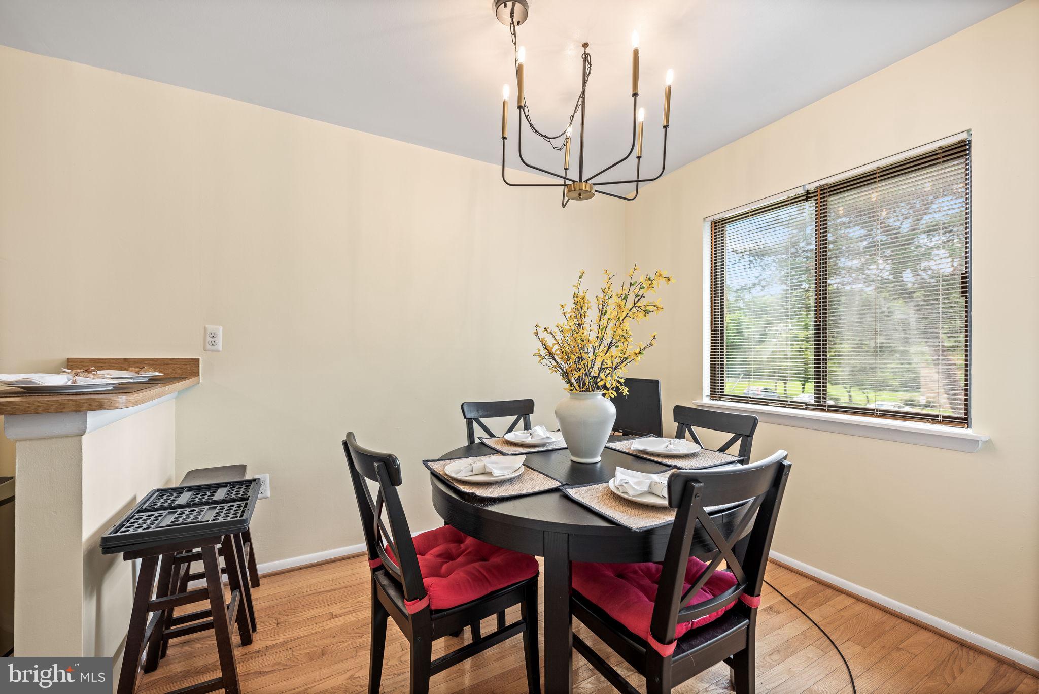 2864 Dover LANE Unit: 203