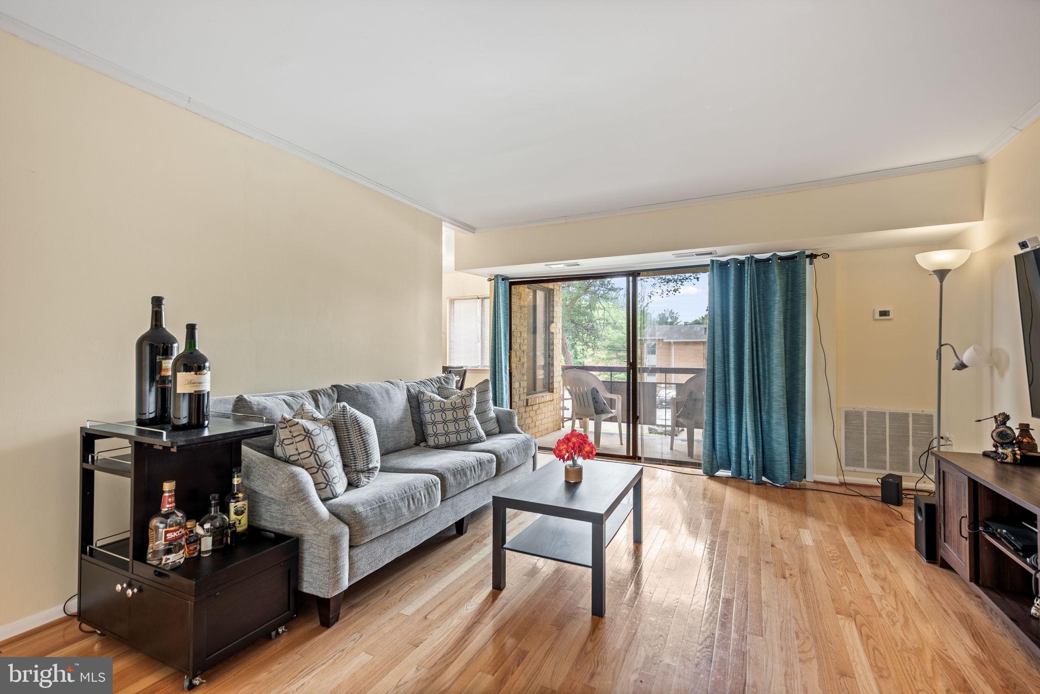 2864 Dover LANE Unit: 203