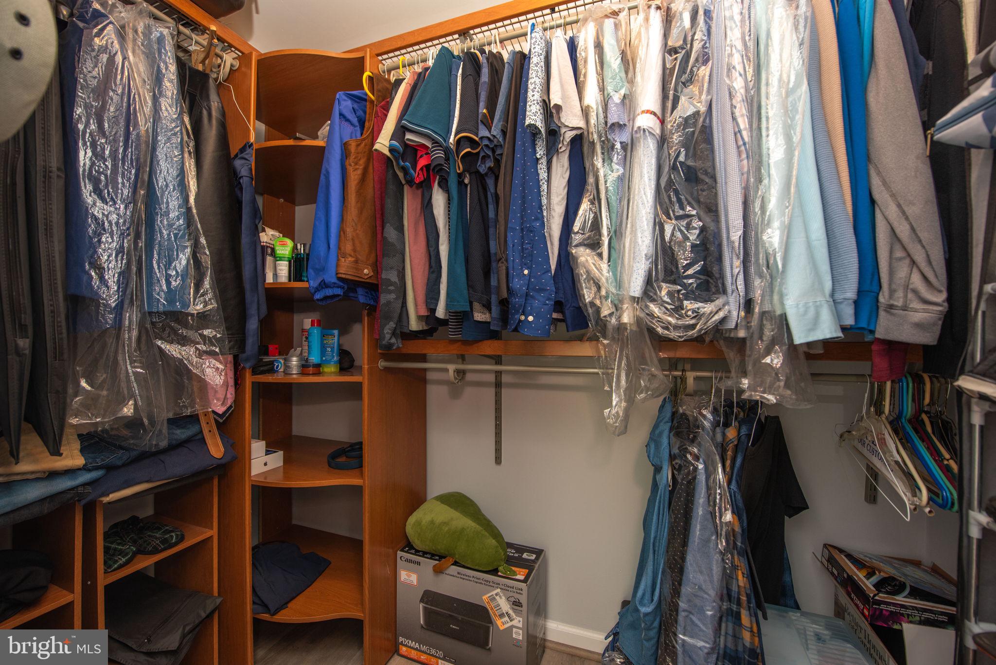 2864 Dover LANE Unit: 203