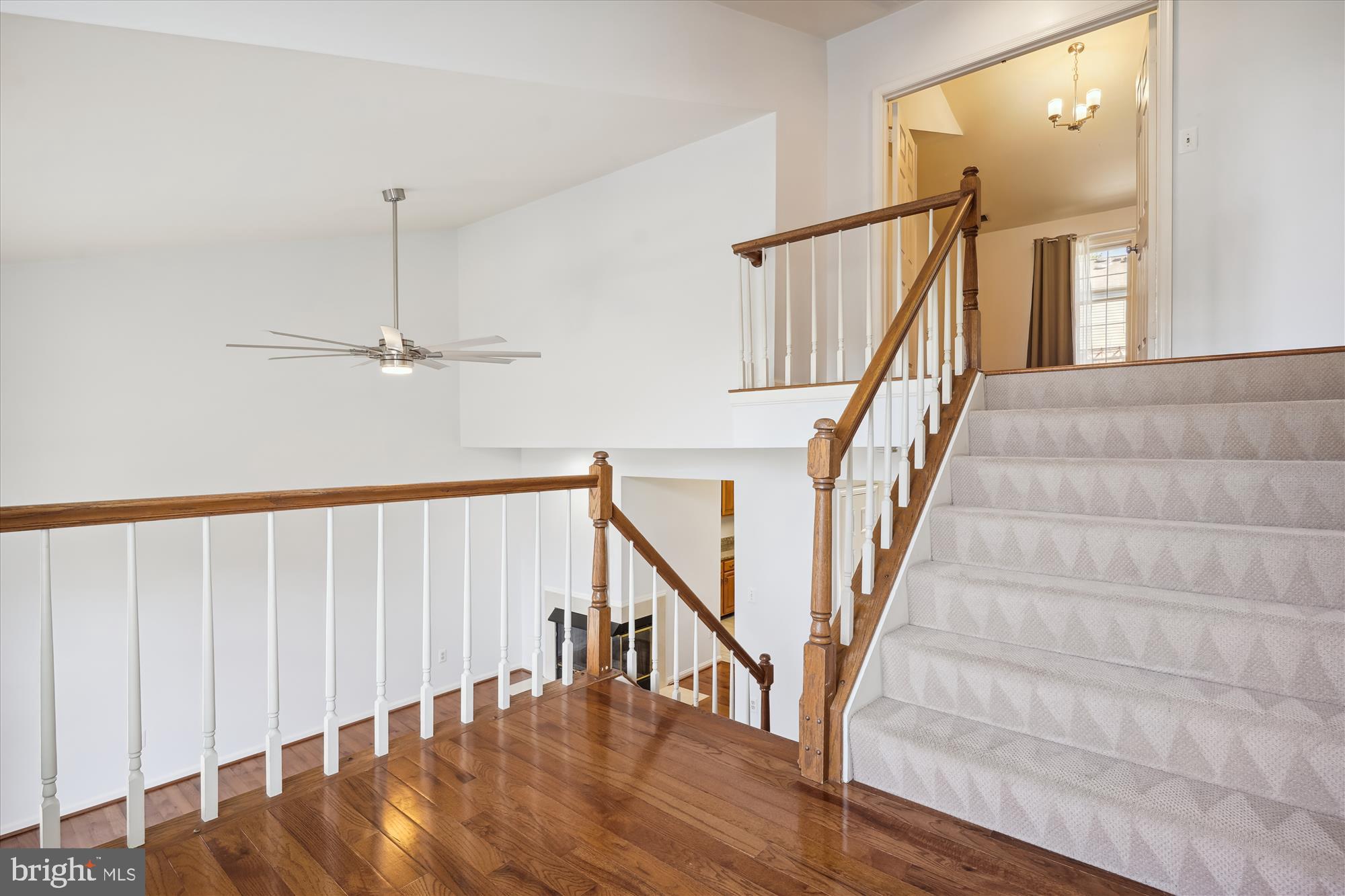 6553 PALISADES DRIVE