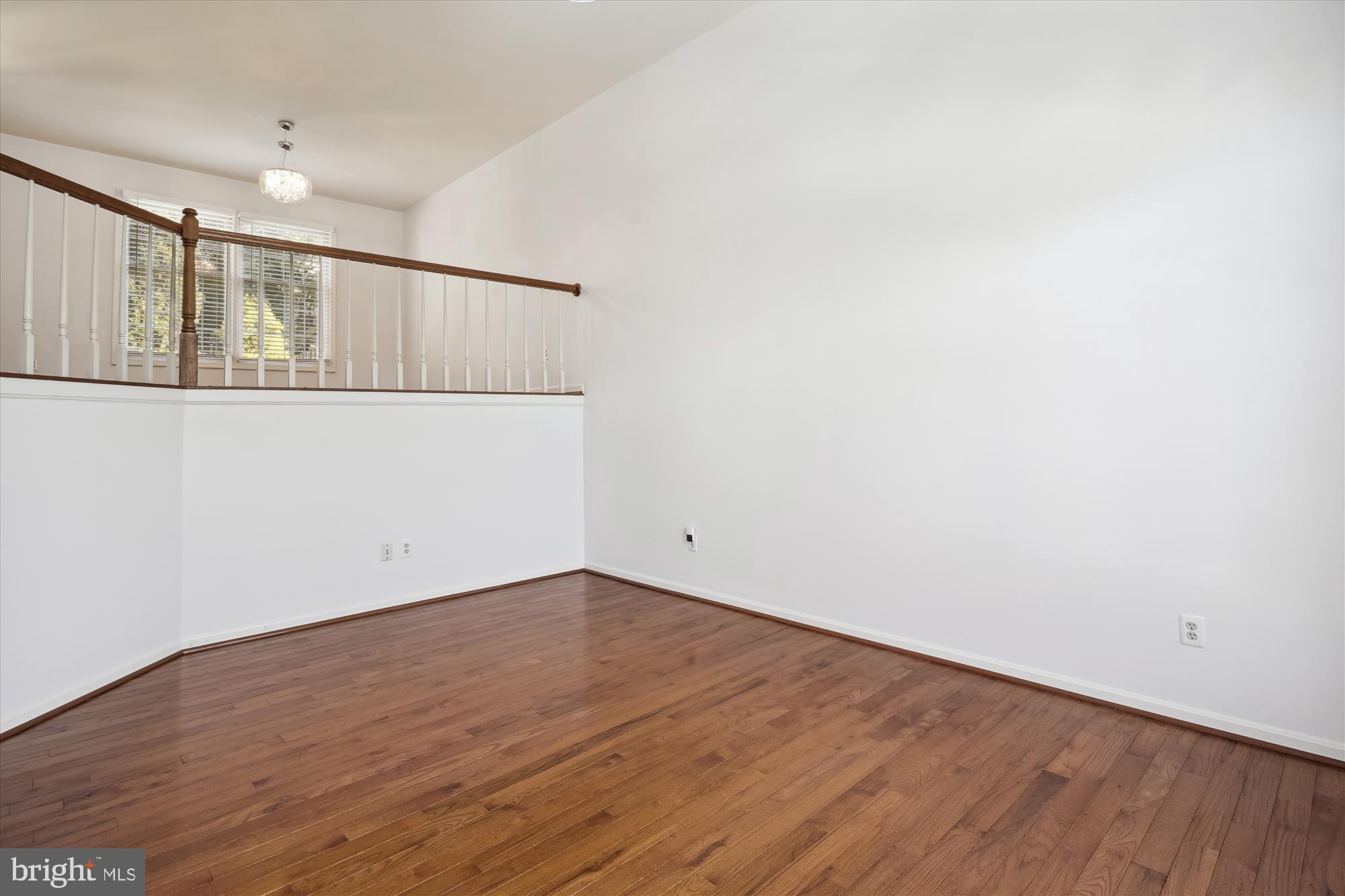 6553 PALISADES DRIVE